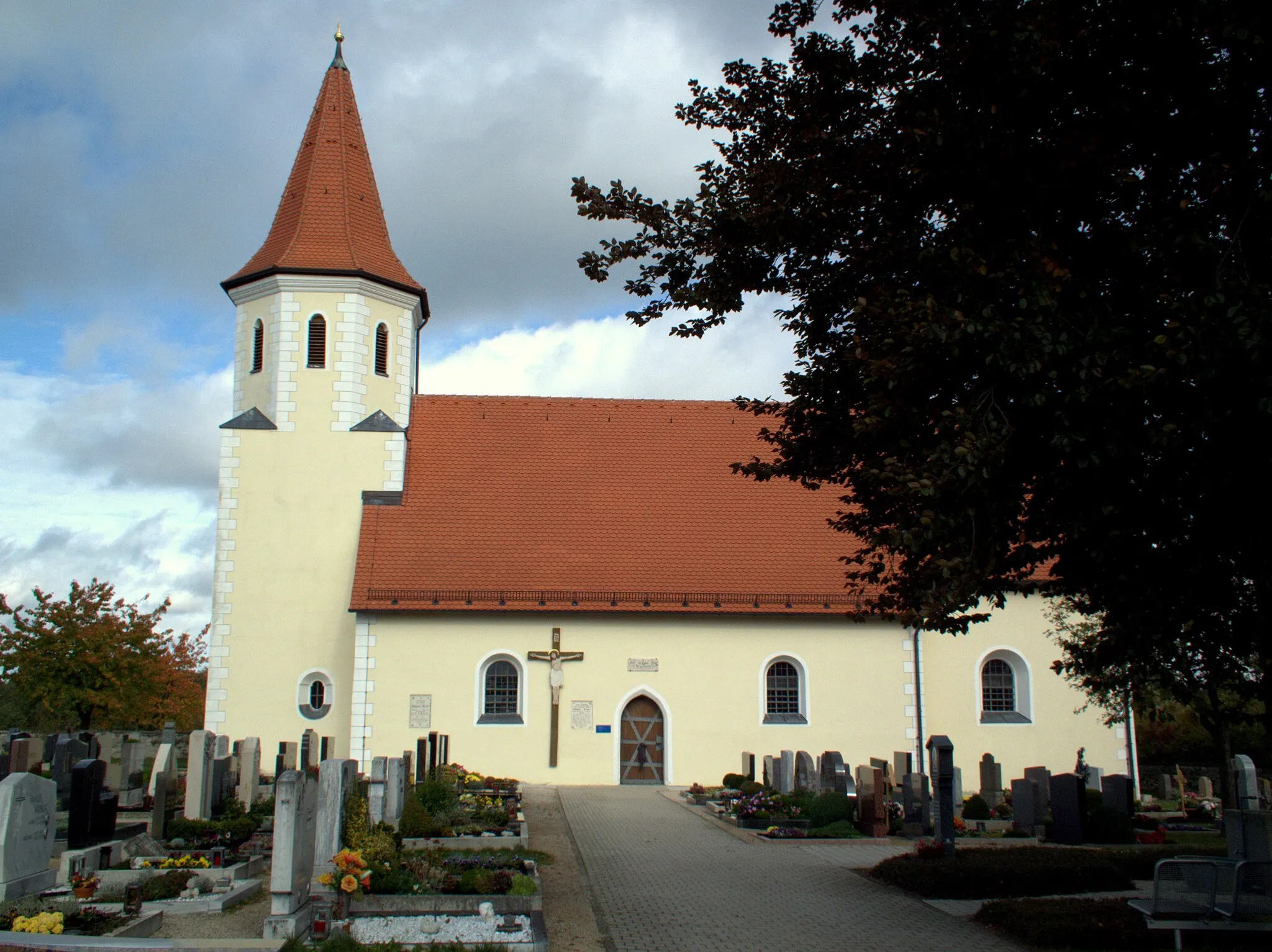 Photo showing: St. Cäcilia - Friedhofskirche von Pavelsbach, ehemals Dorfkirche der Wüstung Kyrstetten/Kirchstetten.