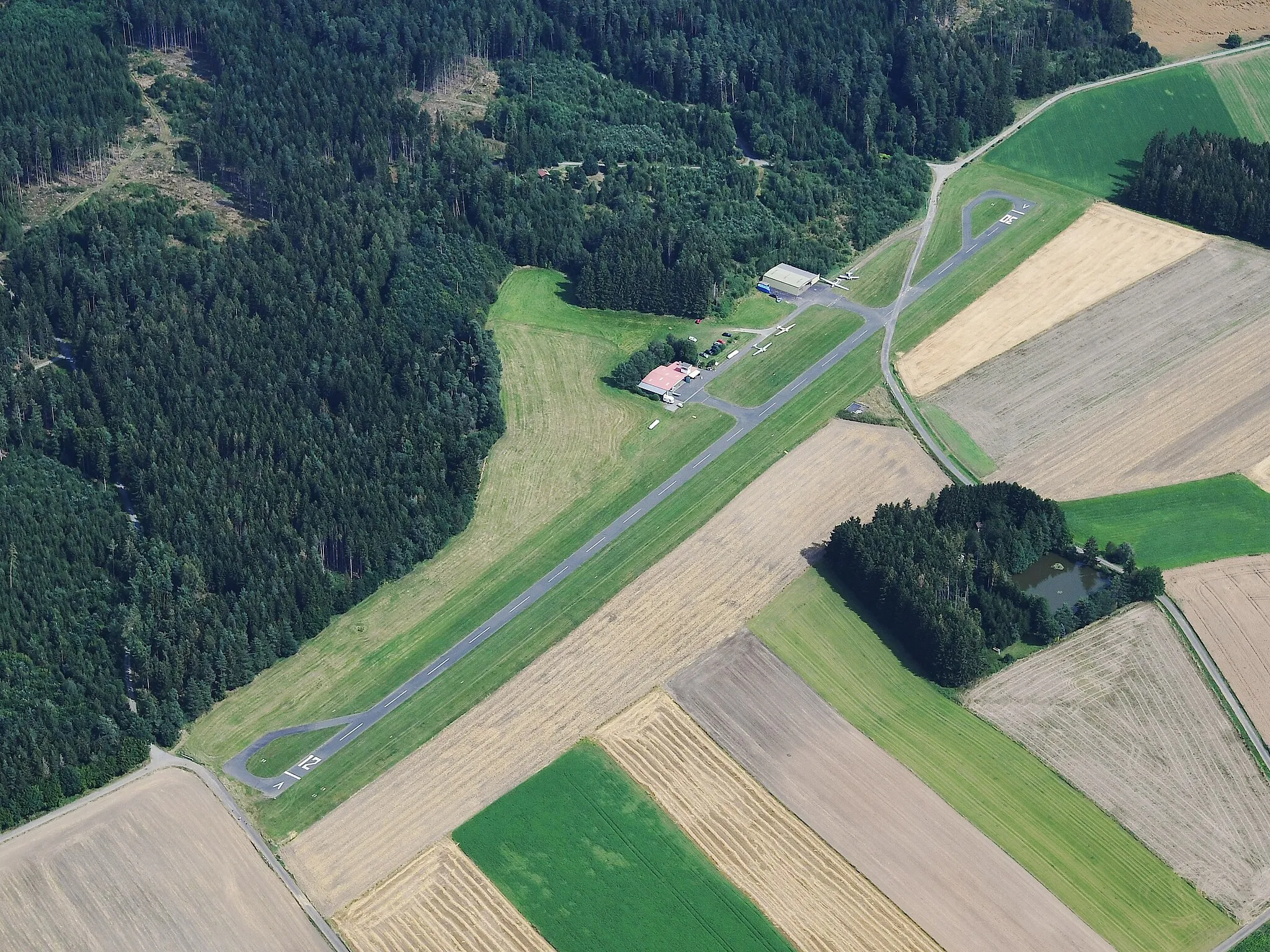 Photo showing: Aerial image of the Erbendorf-Schweißlohe gliding site