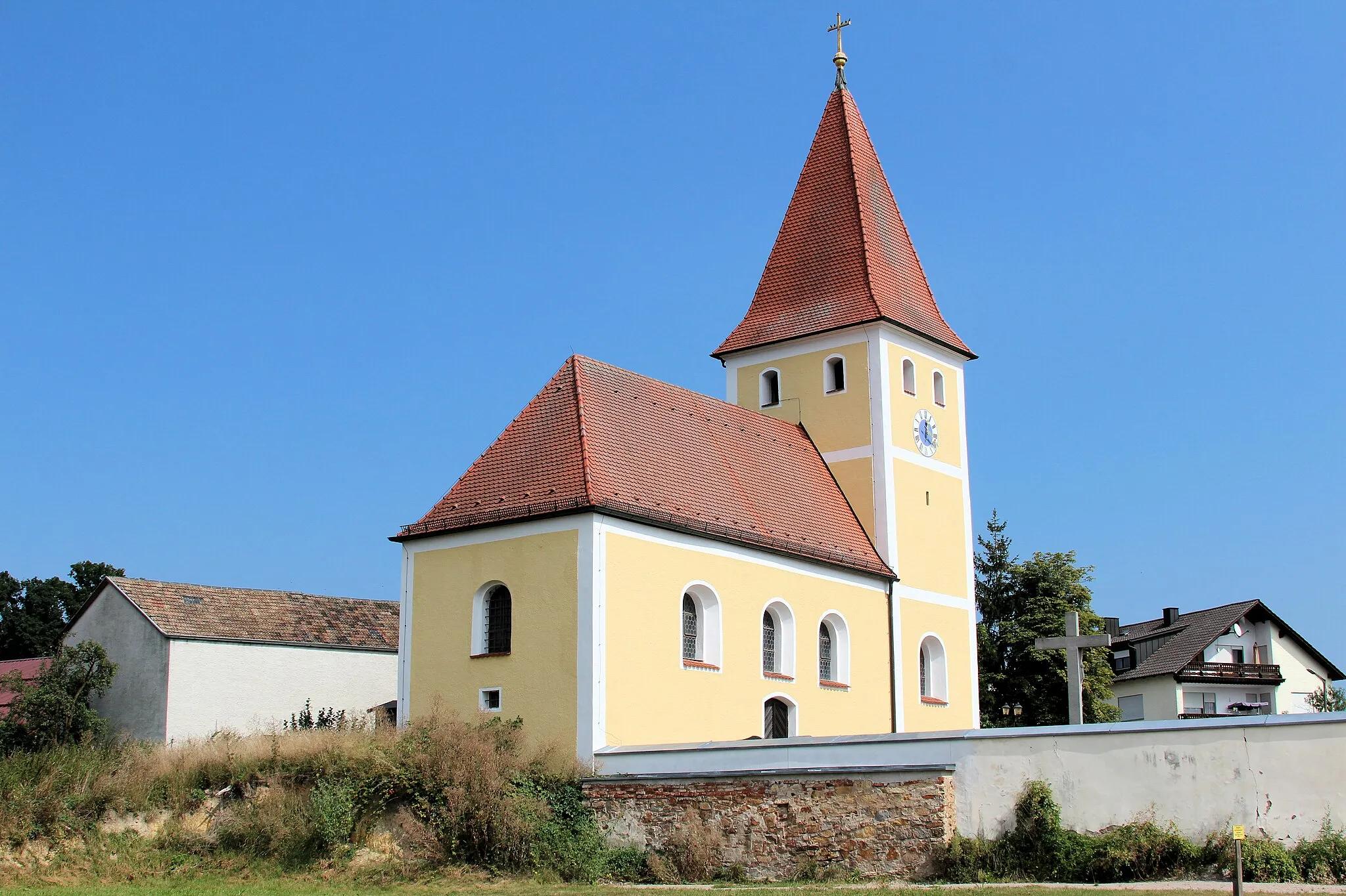 Photo showing: Kronstetten, Katholische Filialkirche St. Johannes Baptist und Evangelist; Schwandorf, Landkreis Schwandorf, Oberpfalz, Bayern