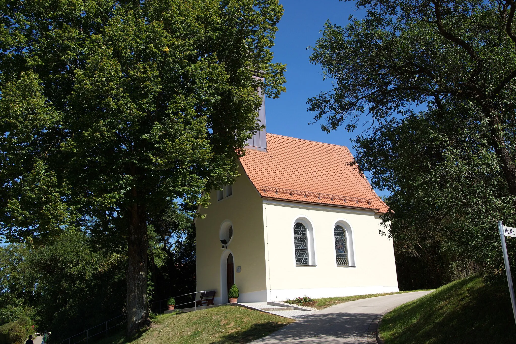 Photo showing: Die Dorfkapelle Mariä Opferung in Prönsdorf: