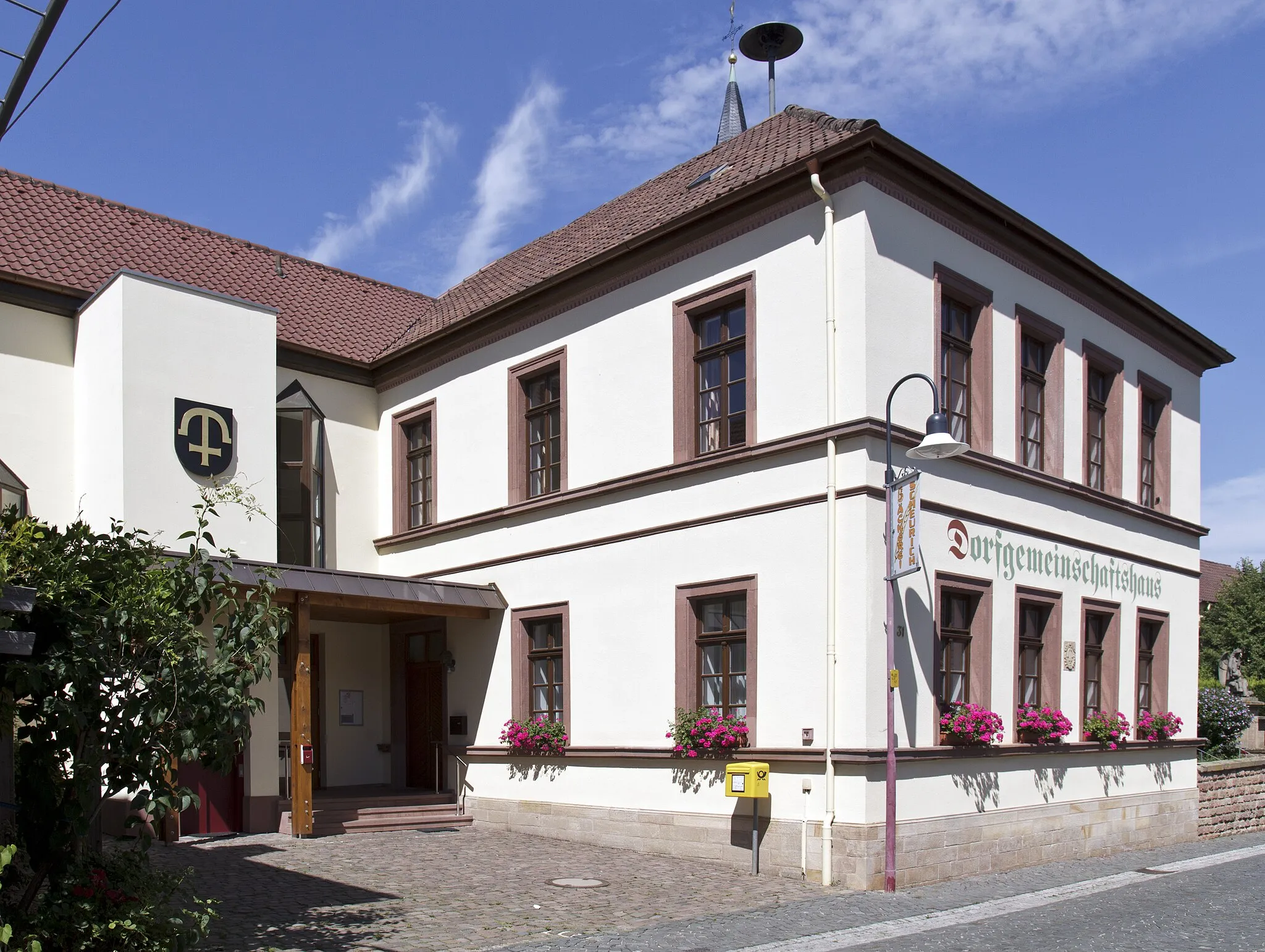 Photo showing: Roschbach, Dorfgemeinschaftshaus