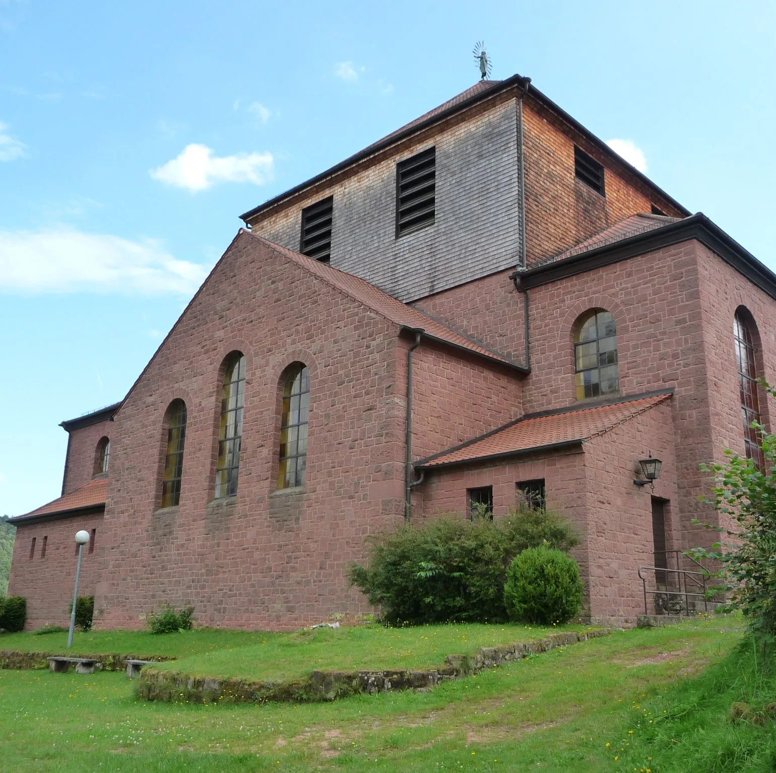 Photo showing: Katholische Kirche Herz Mariä