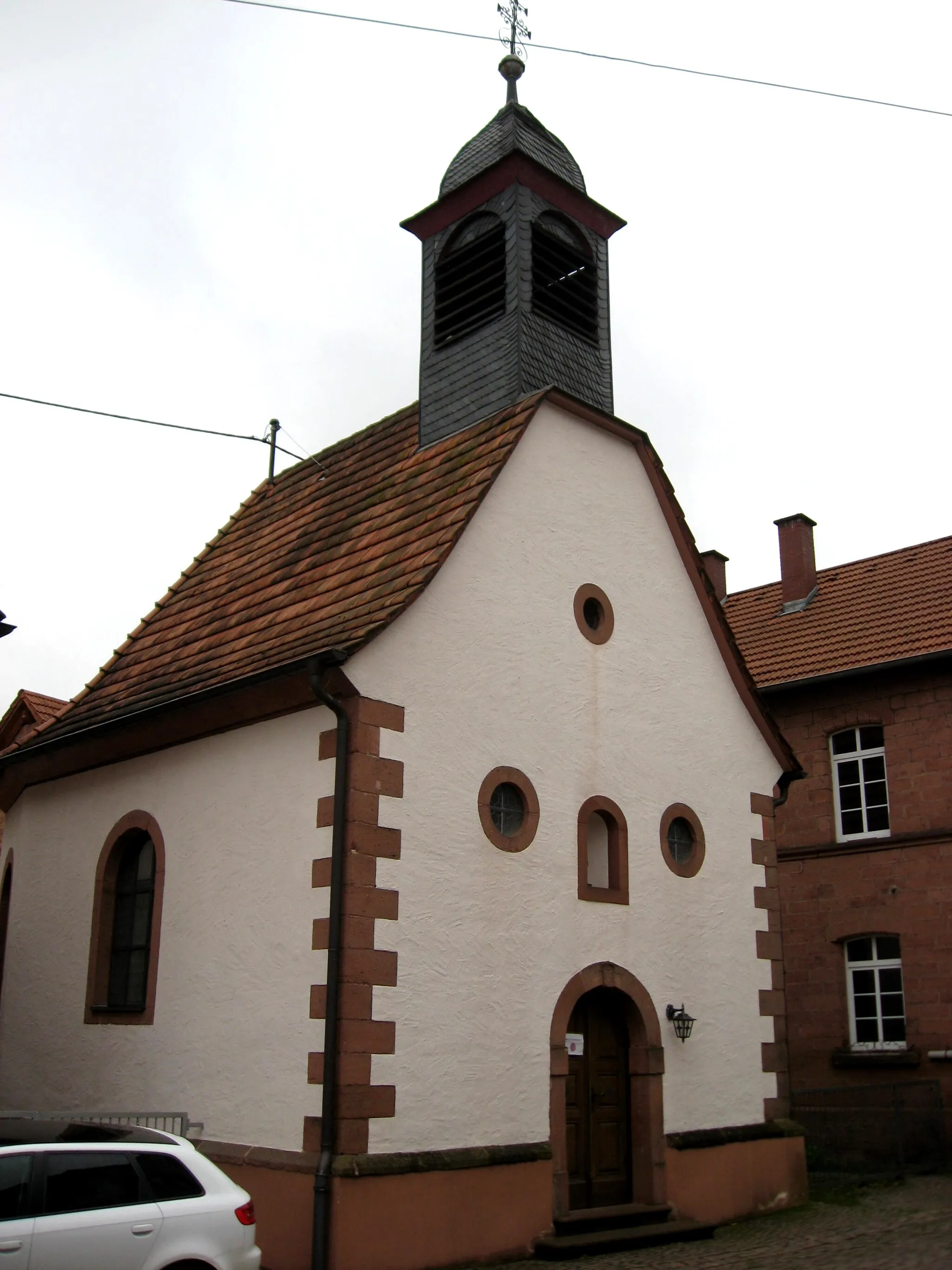 Photo showing: Kapelle St. Johannes Baptist, Waldstraße 5 in Annweiler-Gräfenhausen