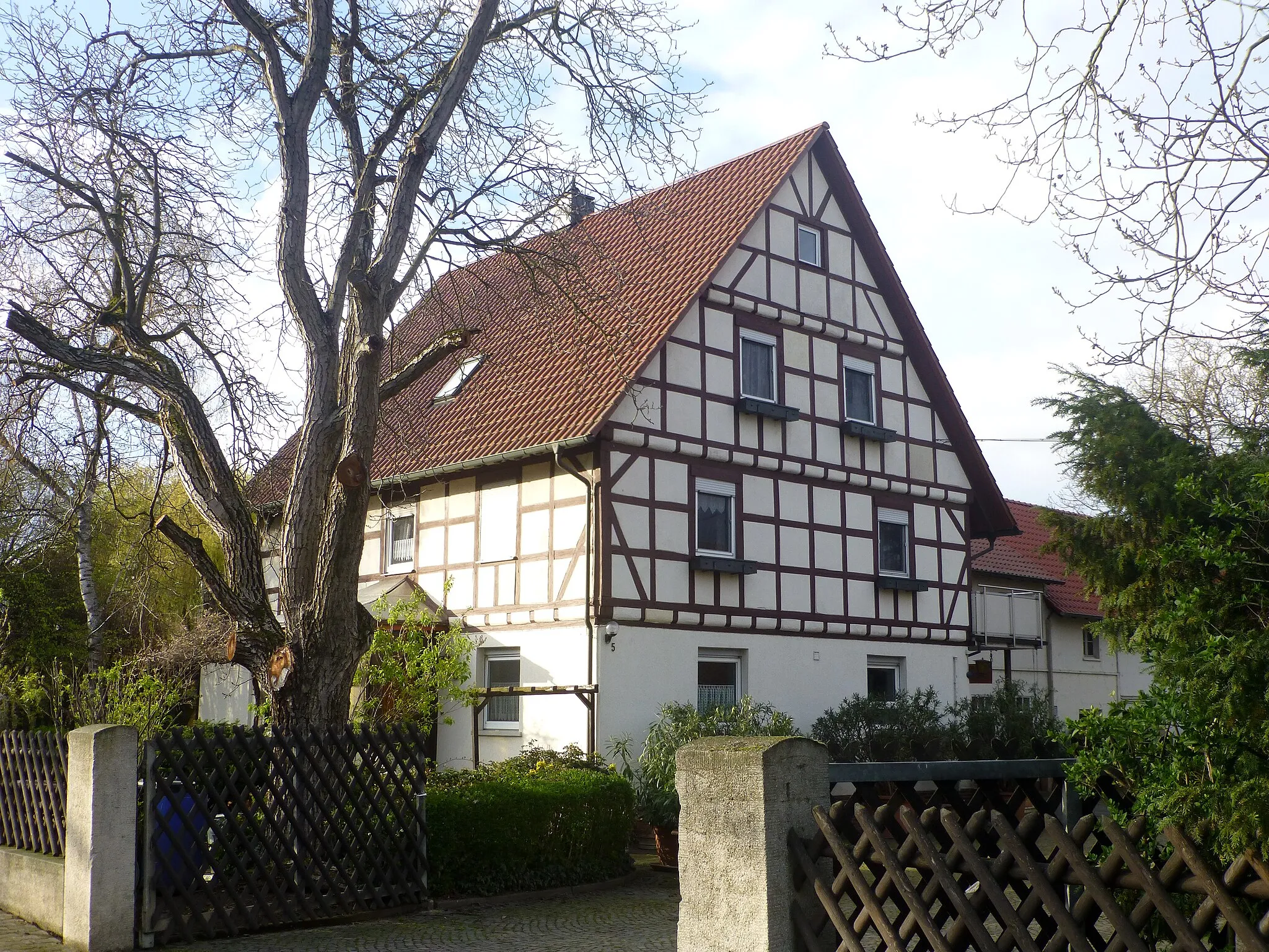 Photo showing: This is a picture of the Hessian Kulturdenkmal (cultural monument) with the ID