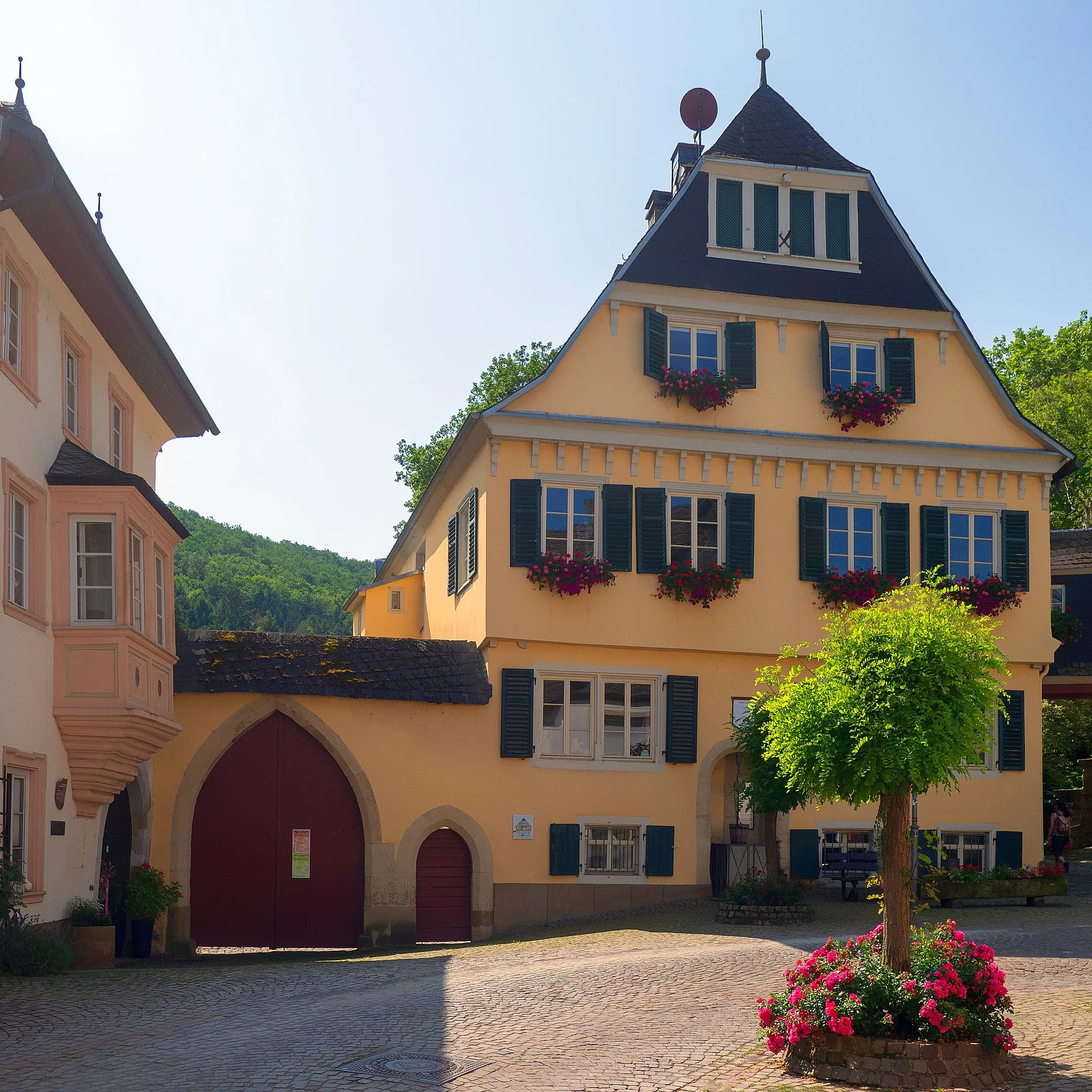 Photo showing: Gelbes Haus in Meisenheim, Am Herrenschlag 1