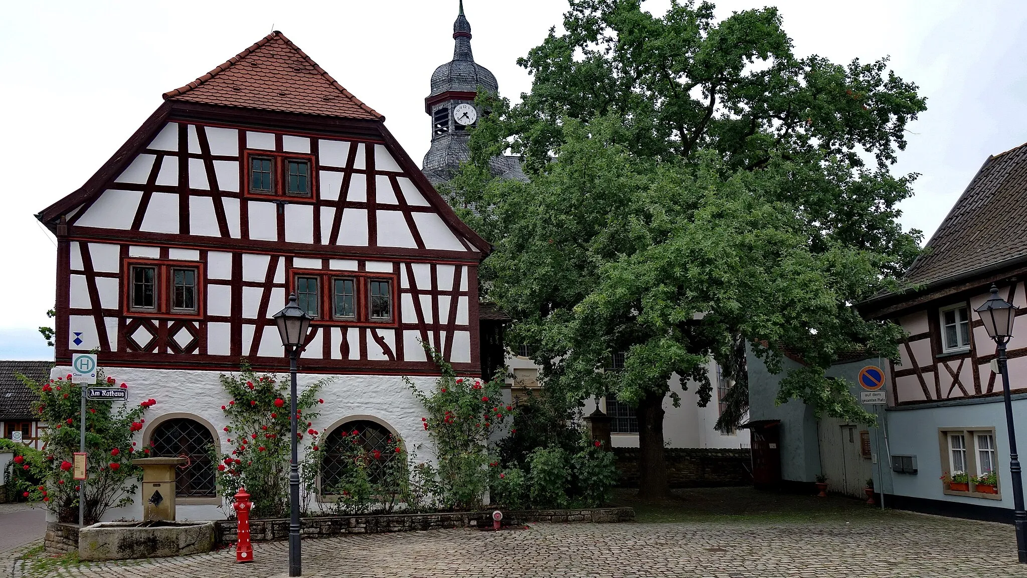Photo showing: Rathaus von Rommersheim, erbaut um 1600. Rommersheim ist heute Stadtteil von Wörrstadt