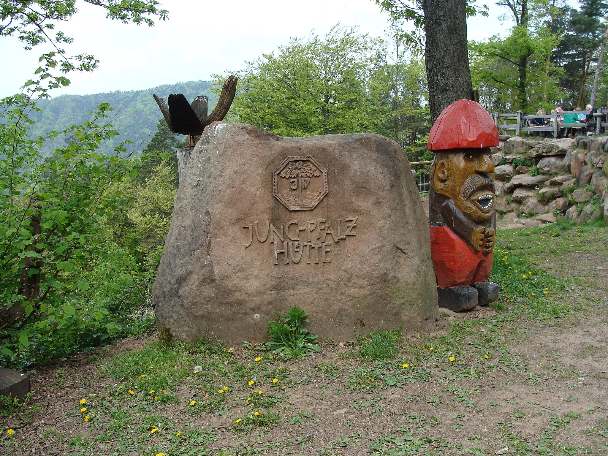 Photo showing: Jung-Pfalz-Hütte bei Annweiler (Wasgau)