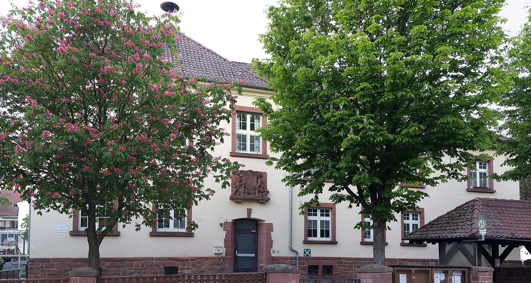 Photo showing: Schule Mehlbach