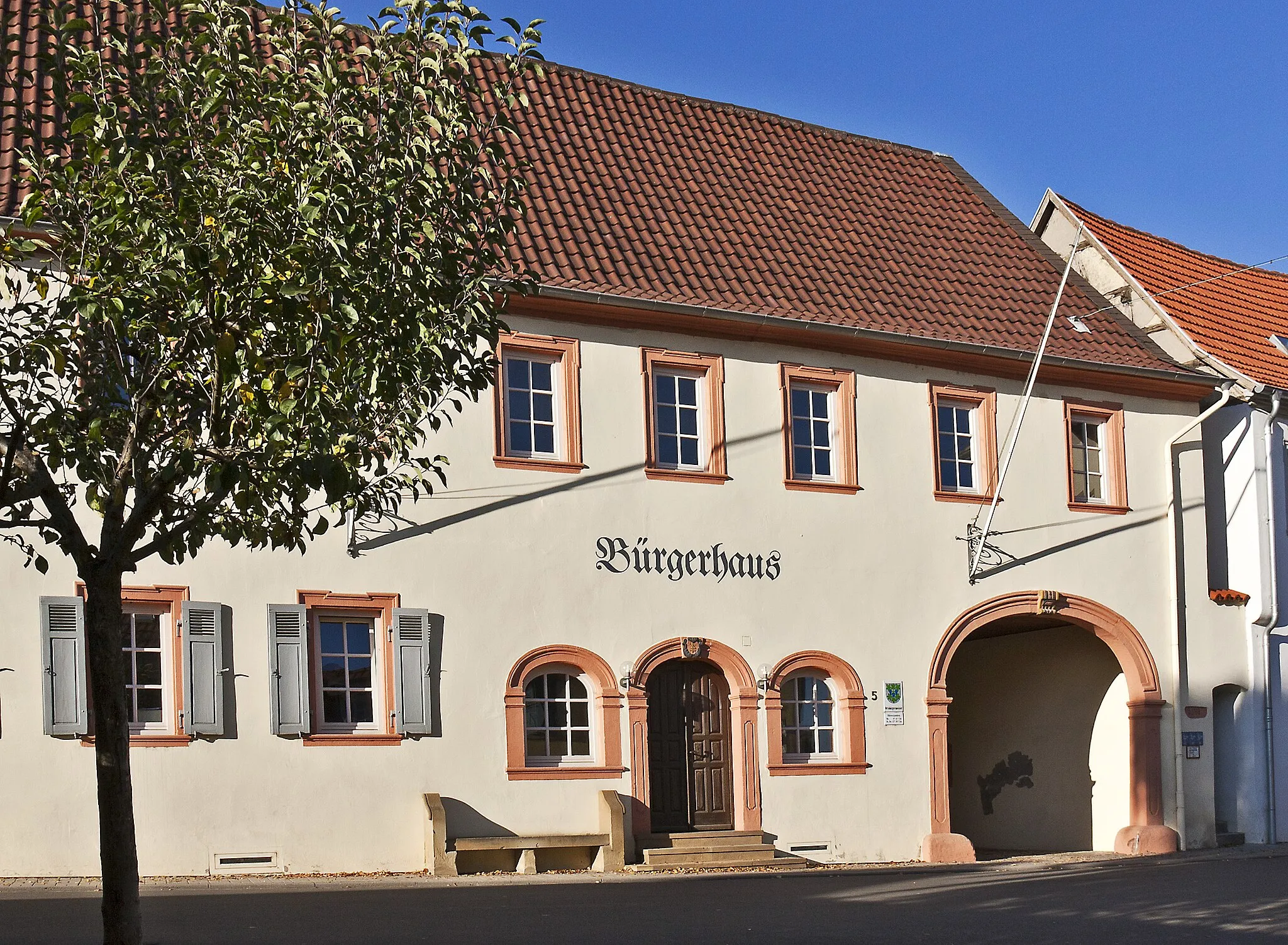 Photo showing: Westhofen, Bürgerhaus
