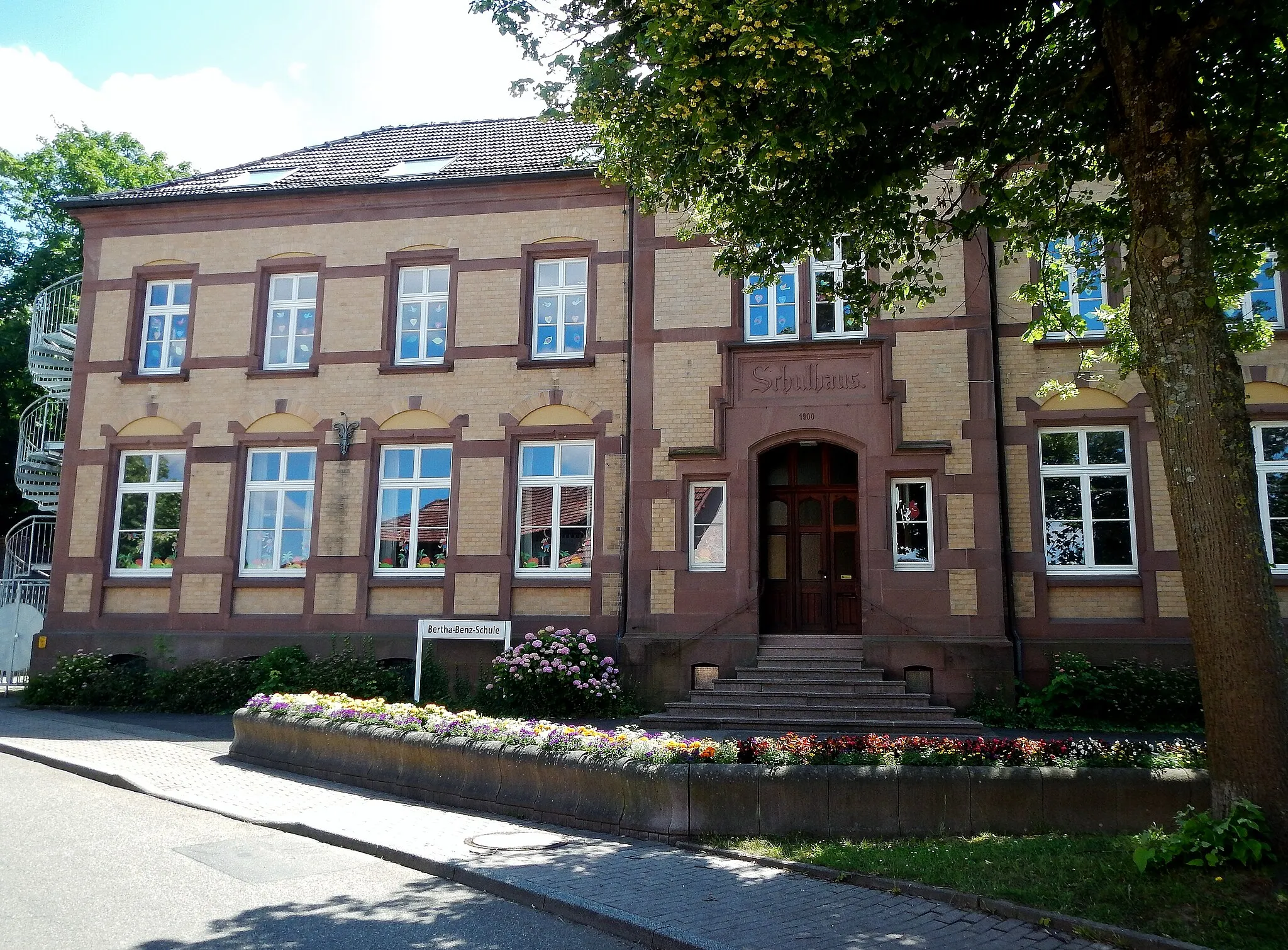 Photo showing: Bertha-Benz-Grundschule in Remchingen
