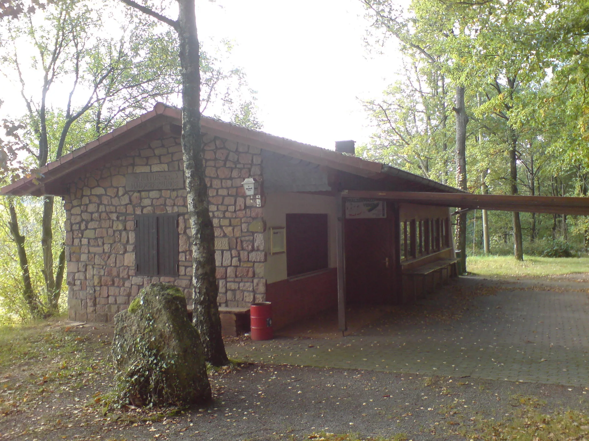 Photo showing: Die Korbuschhütte bei Jettenbach.