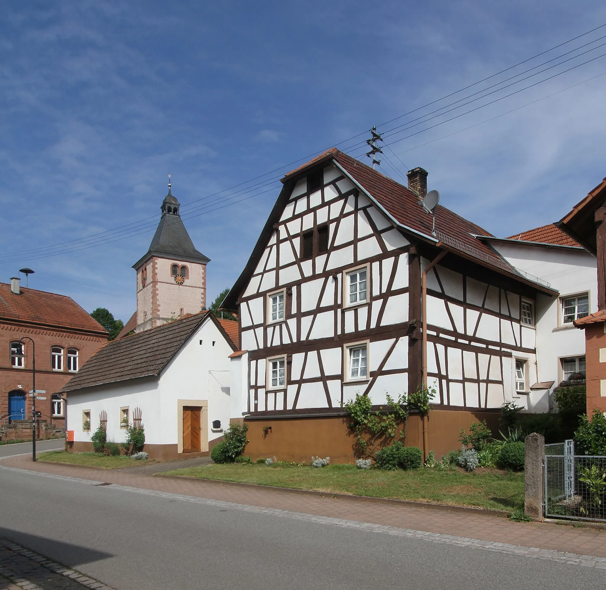 Photo showing: Denkmalgeschütztes Haus in Rumbach.