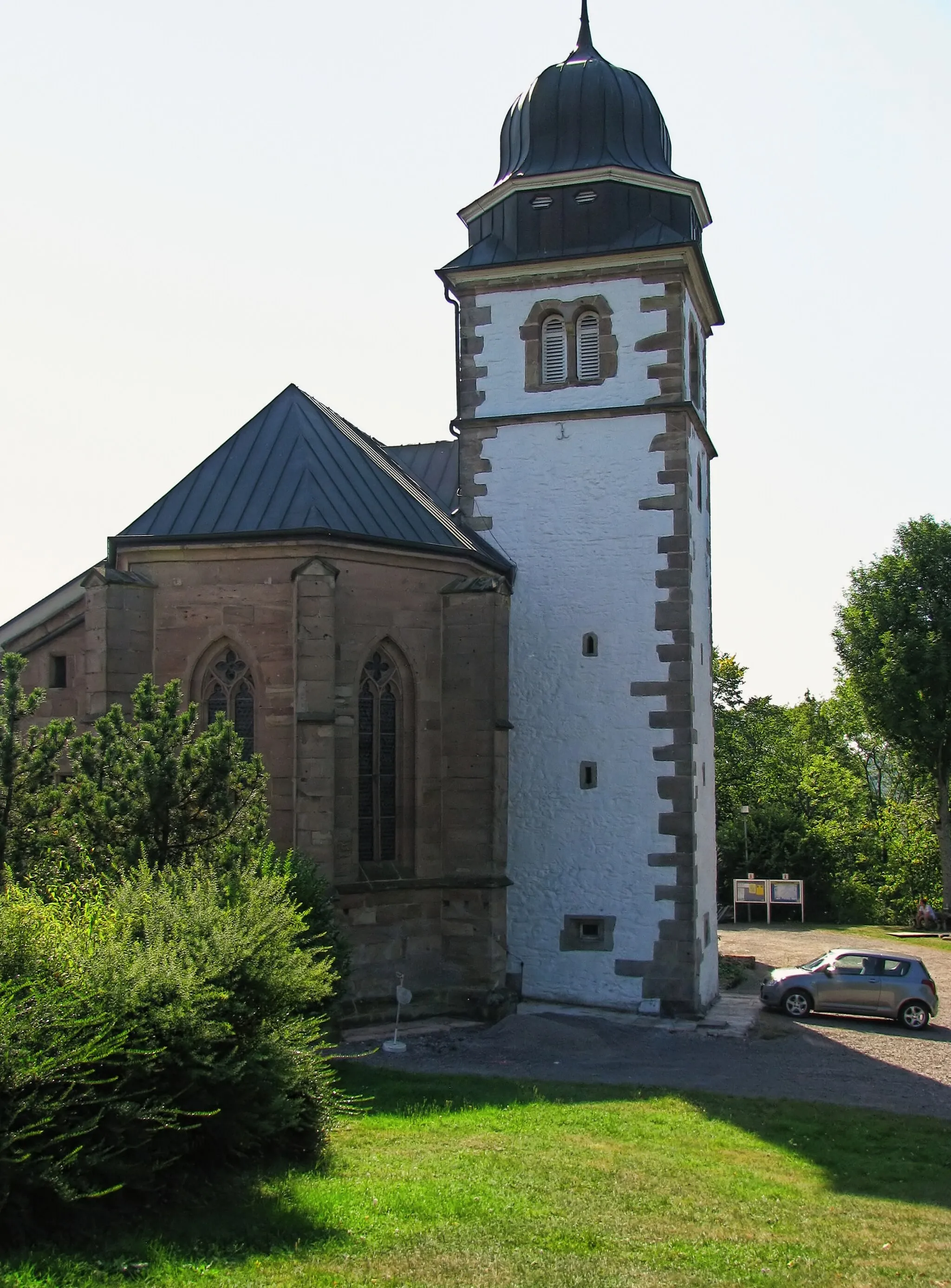 Photo showing: Propsteikirche St. Remigius, Remigiusberg, Landkreis Kusel; Bearbeitete Version (Objektivkorrektur, ShiftN 60%)