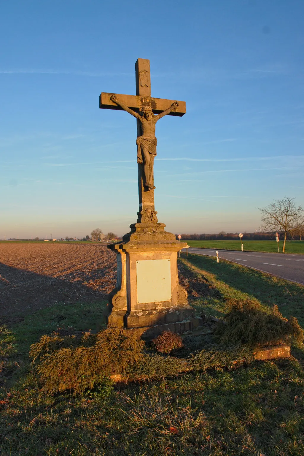 Photo showing: Wegekreuz, Steinfeld (Pfalz), nordöstlich des Ortes an der L 544/L 546