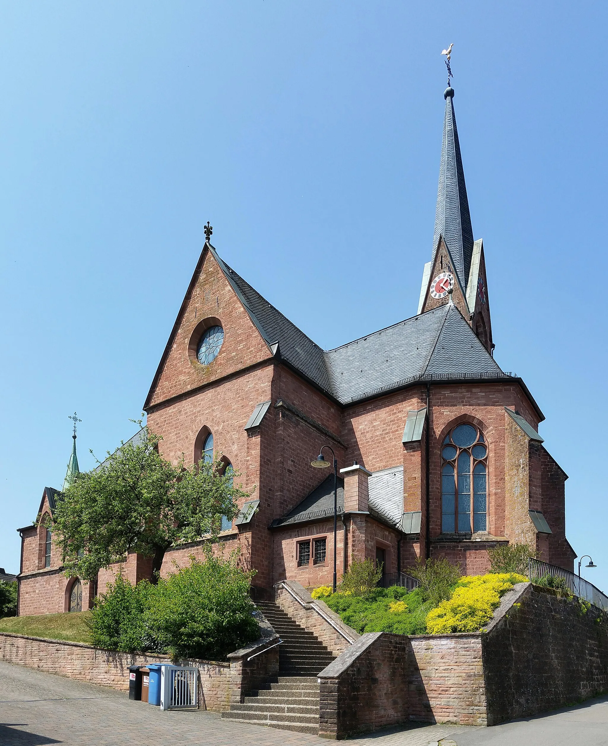 Photo showing: Katholische Pfarrkirche St. Valentin