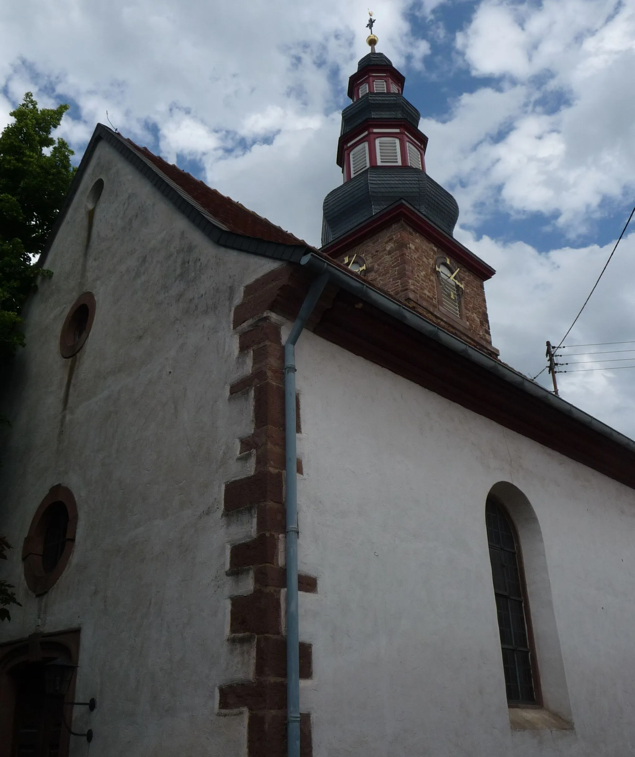 Photo showing: Church in Großniedesheim, Germany