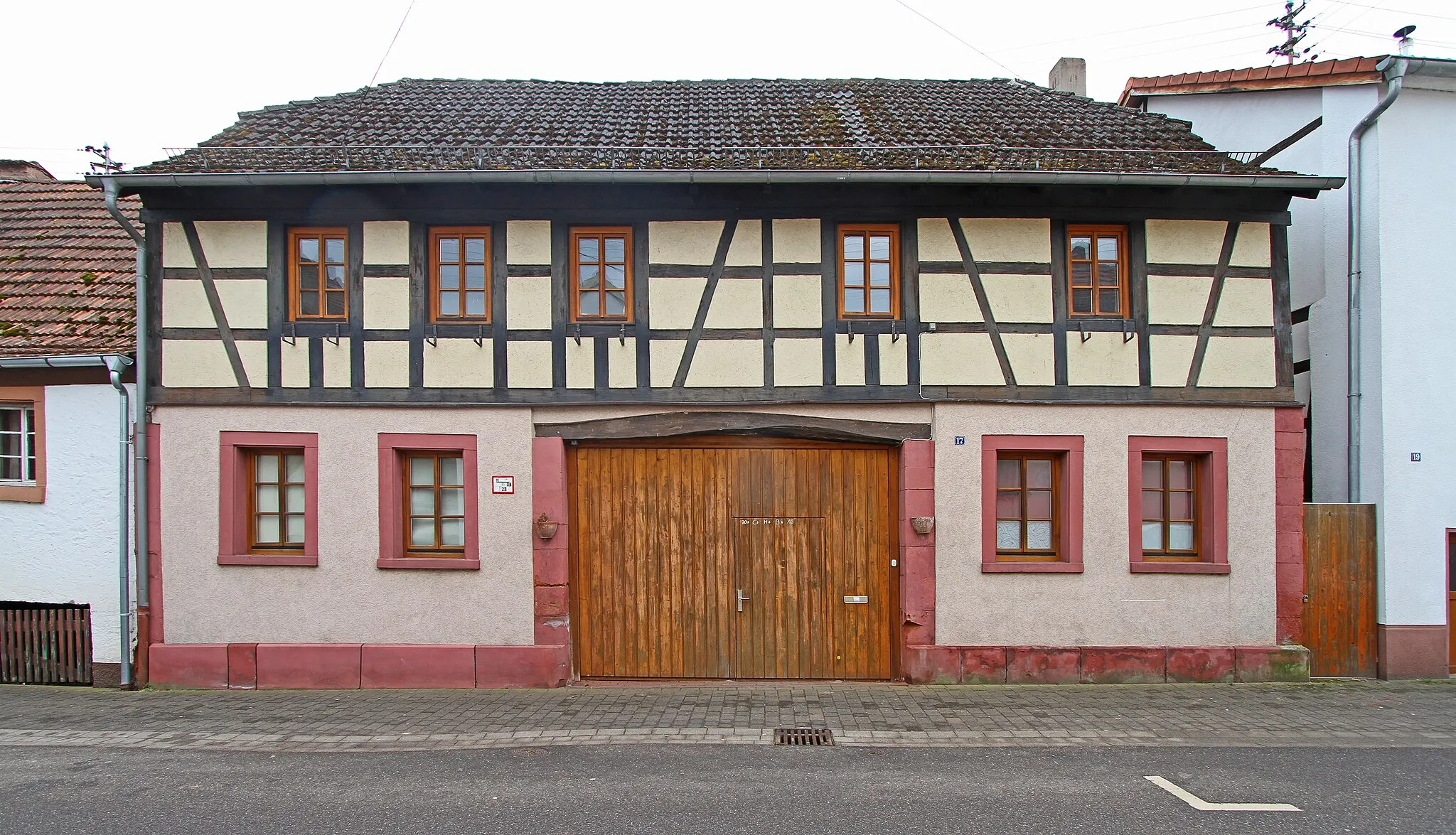 Photo showing: Schwanheim