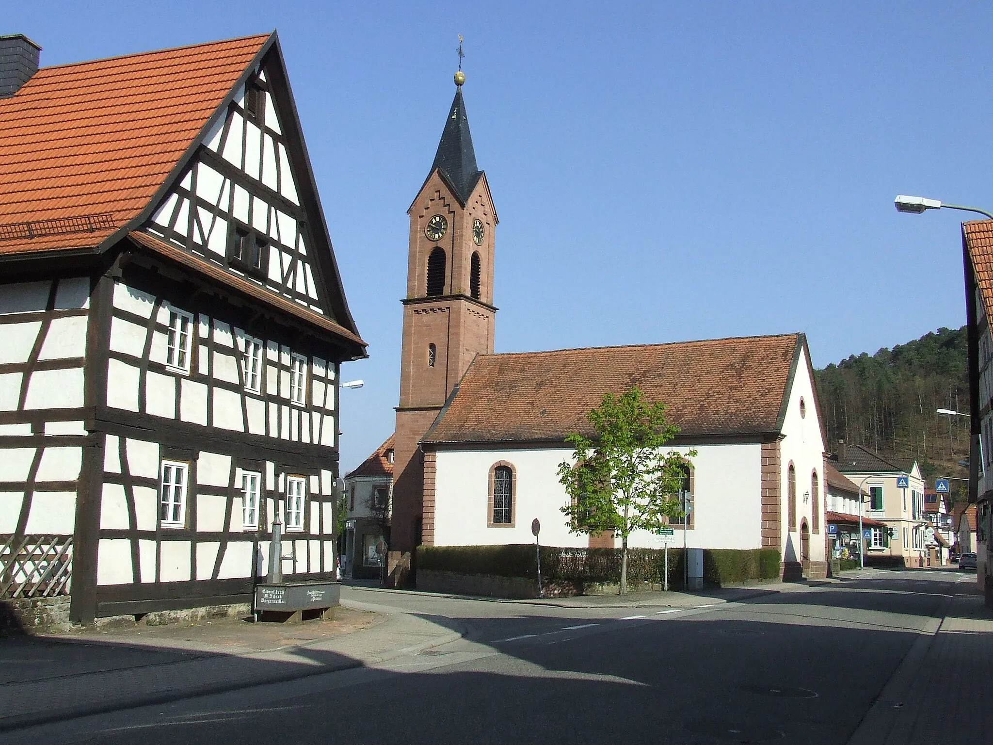 Photo showing: Hinterweidenthal Ortsmitte