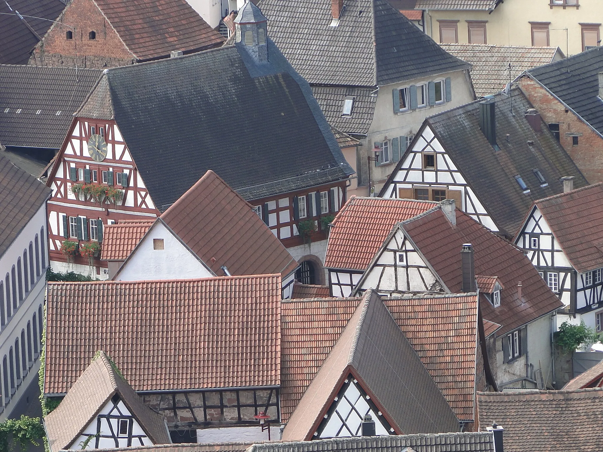 Photo showing: Medieval frame houses in a  Palatinate village. (Ilbesheim ,South Palatinate)