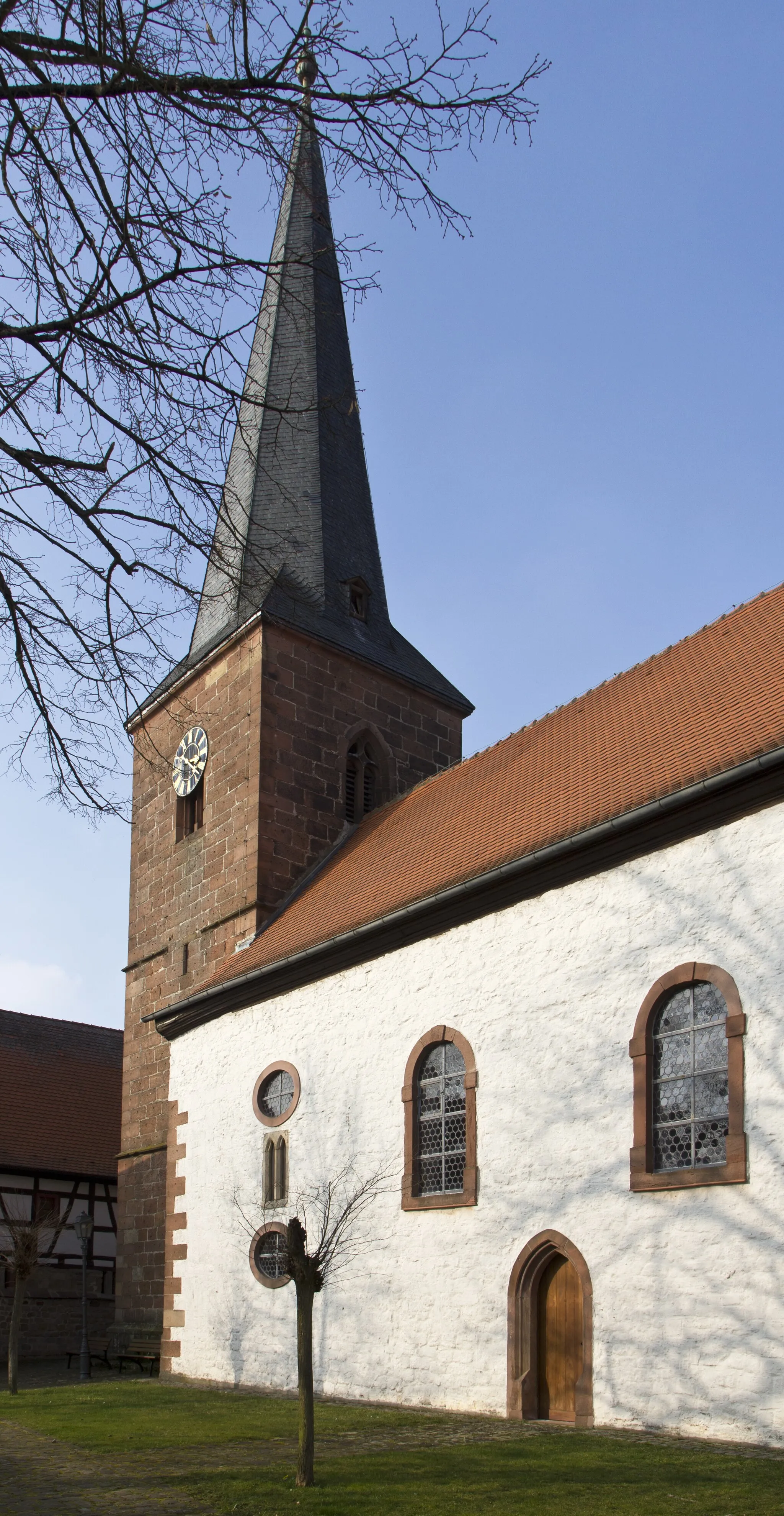 Photo showing: Heuchelheim-Klingen, Ortsteil Heuchelheim, Protestantische Kirche