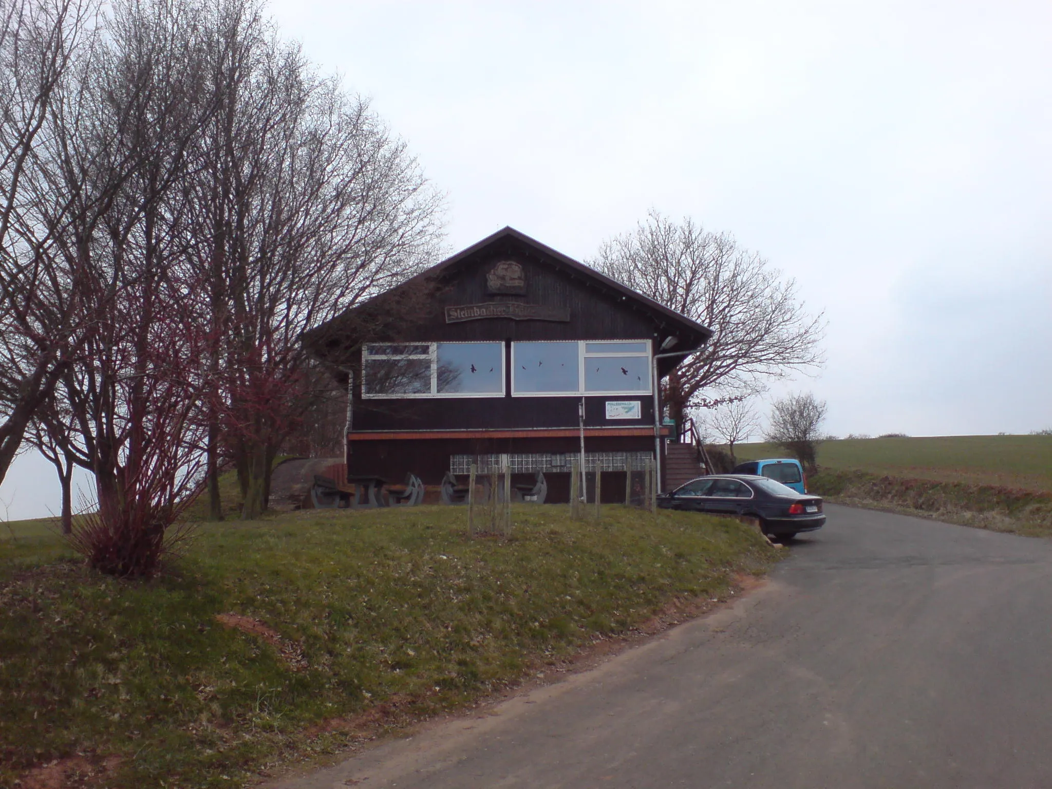 Photo showing: Steinbacher Hütte am Donnersberg.