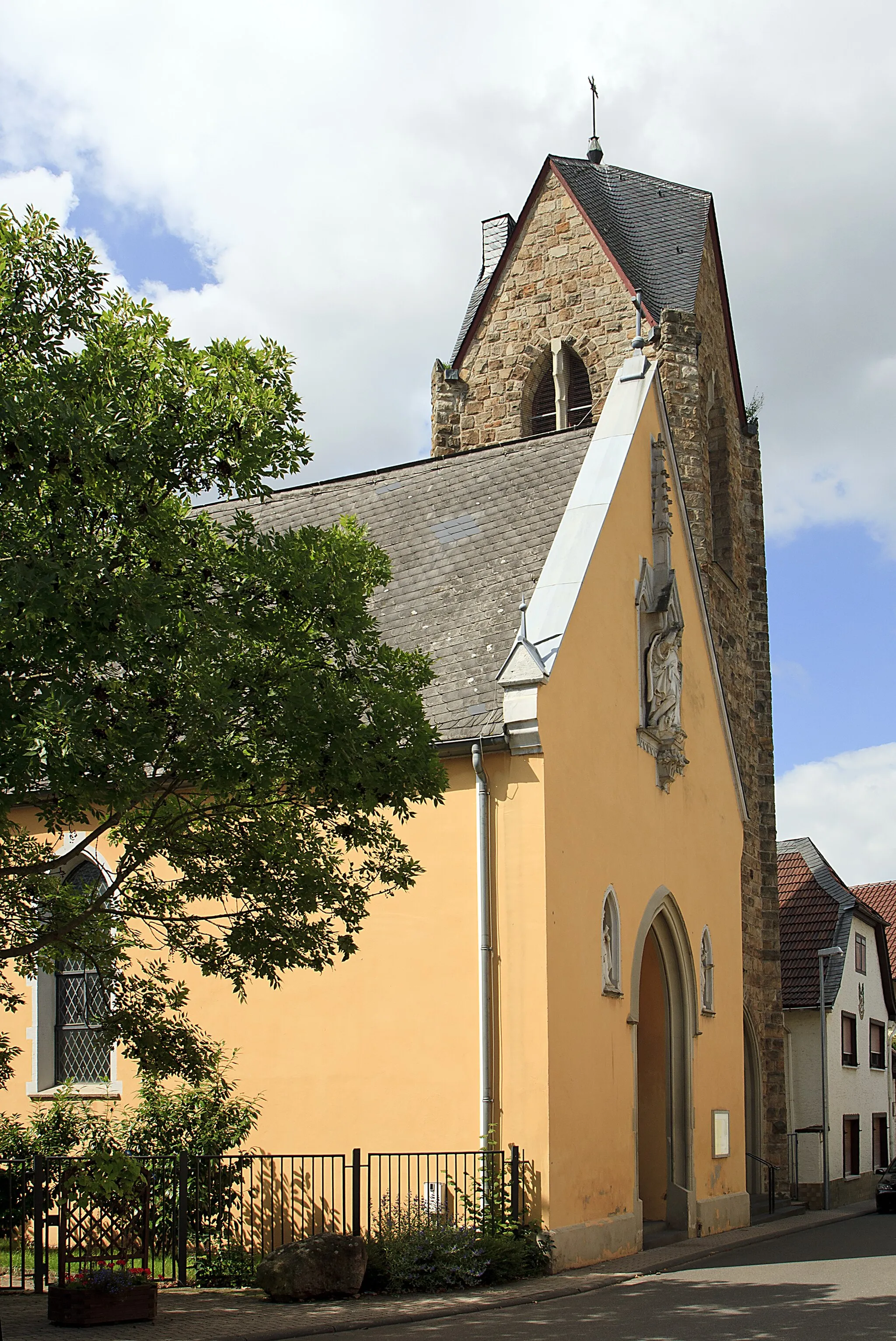 Photo showing: Welgesheim, Katholische Kirche zu Allen Heiligen