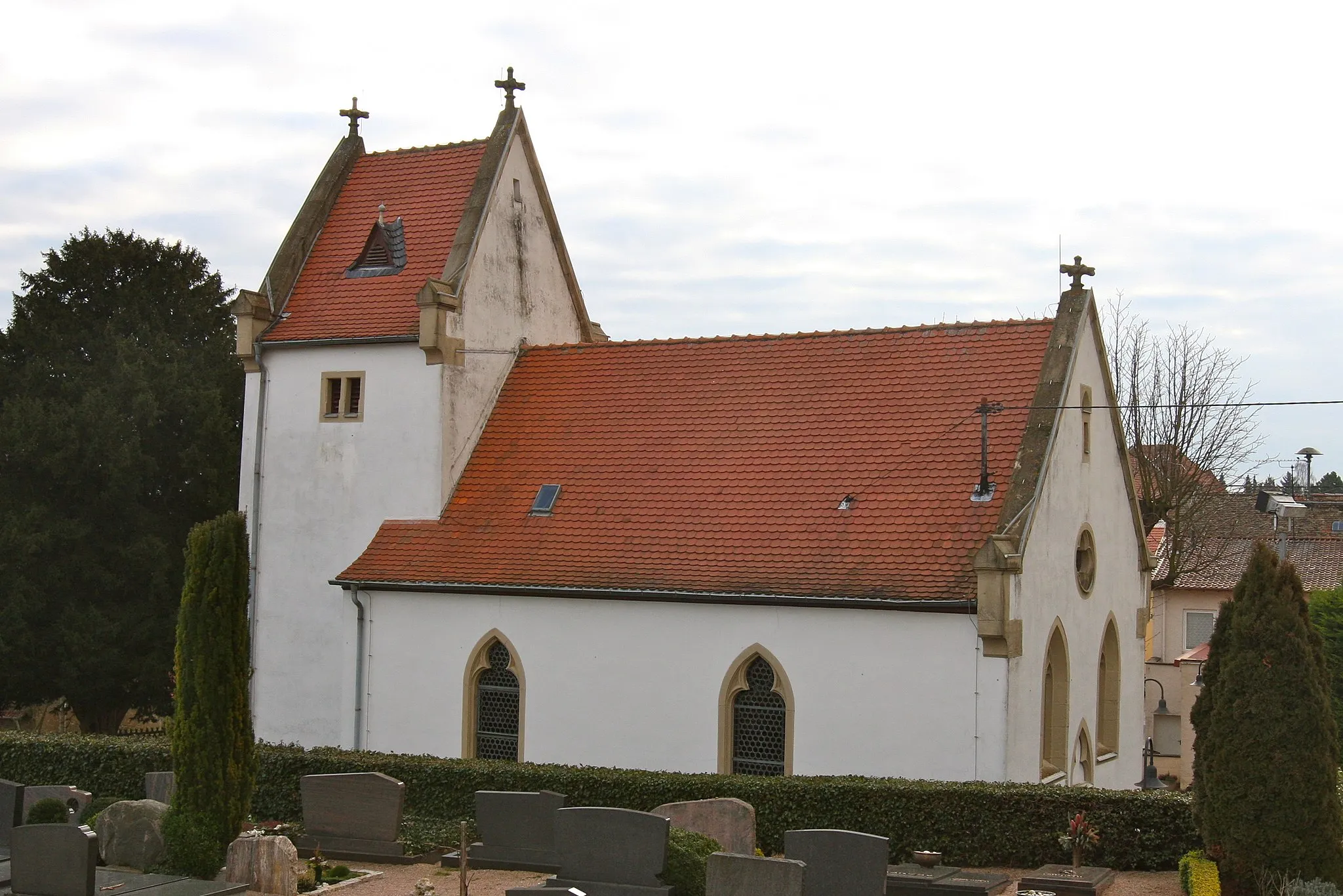 Photo showing: Taufkirche der Heiligen Hildegard von Bingen in Bermersheim vor der Höhe