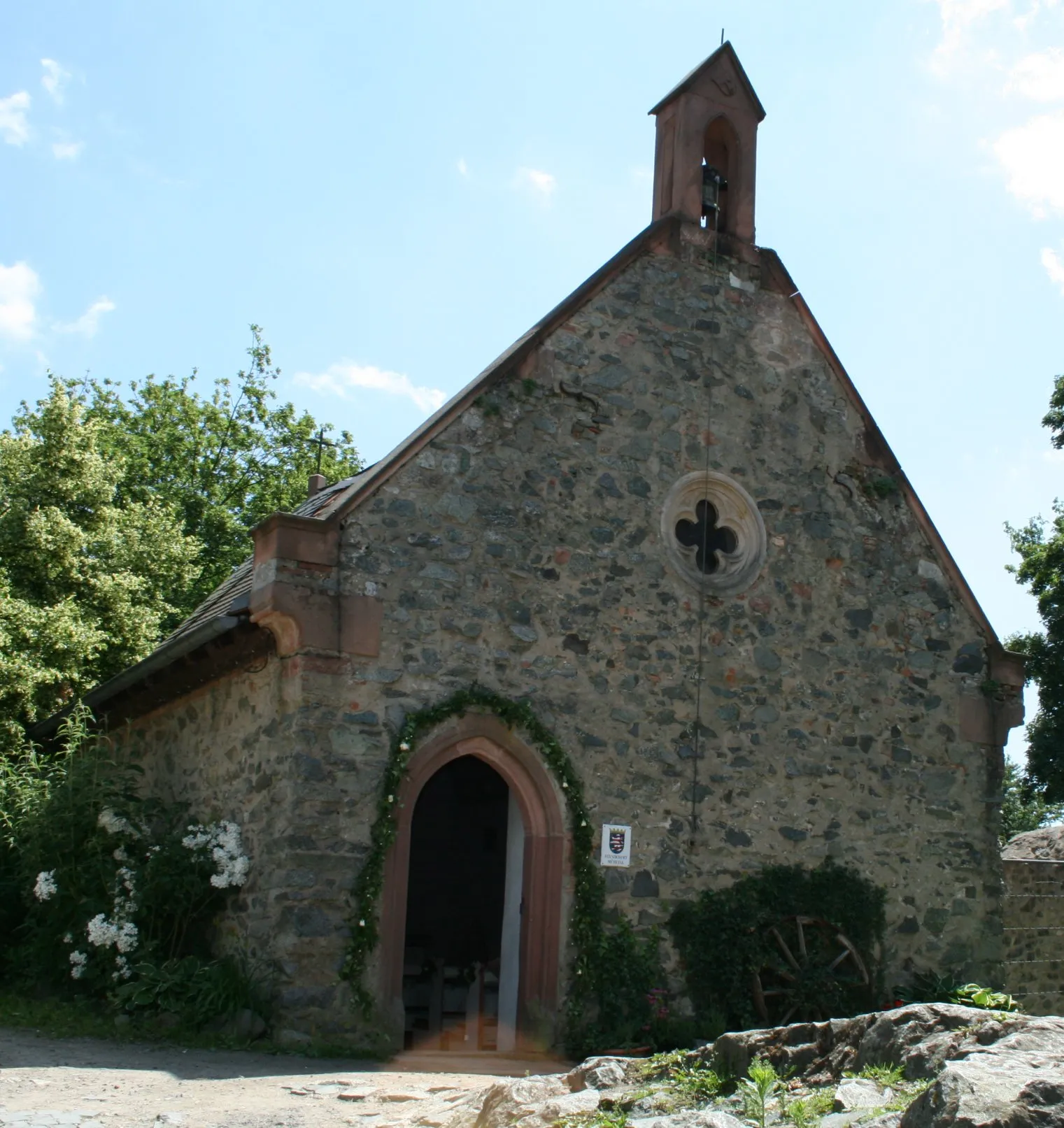 Photo showing: Chapel of Burg Frankenstein