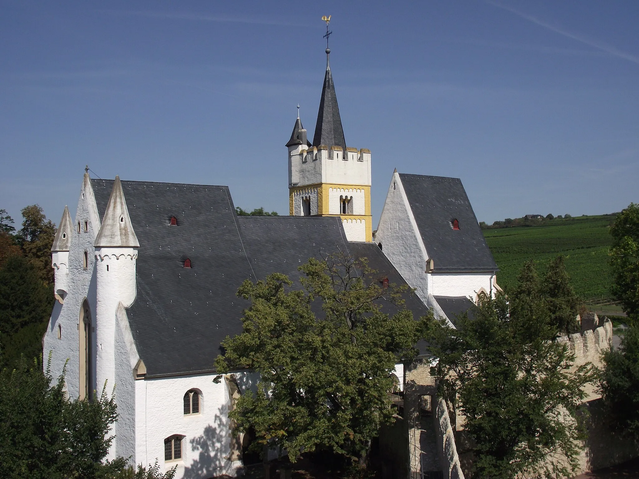 Photo showing: Burgkirche vom Malakoffturm aus im September 2010