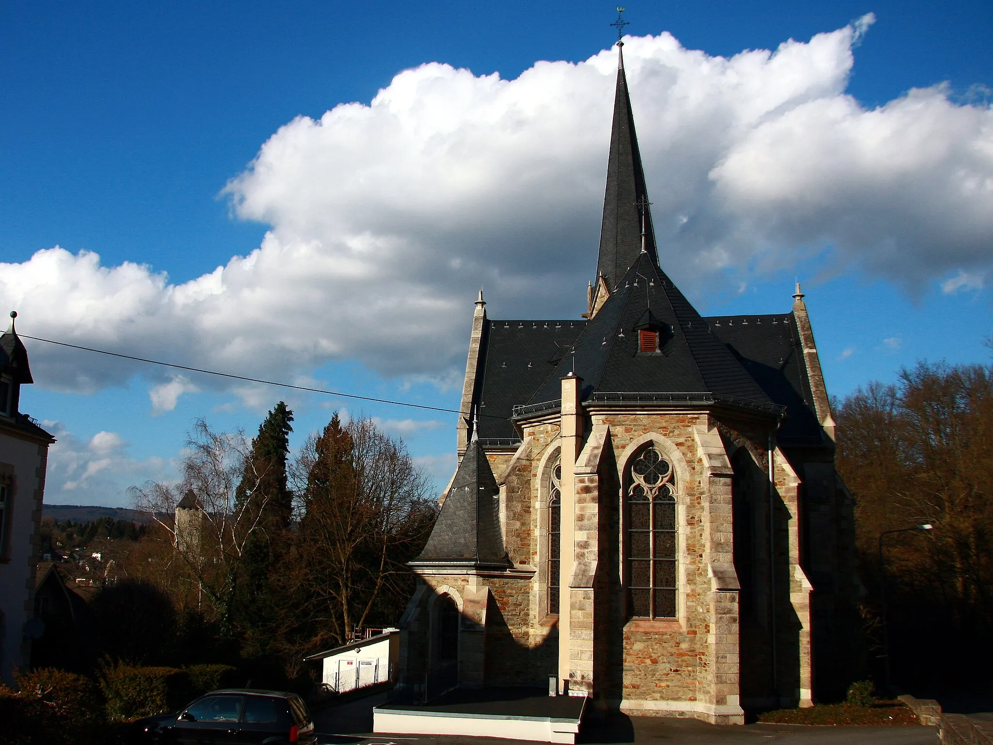 Photo showing: Church of the Sacred Heart in Wiesbaden-Sonnenberg