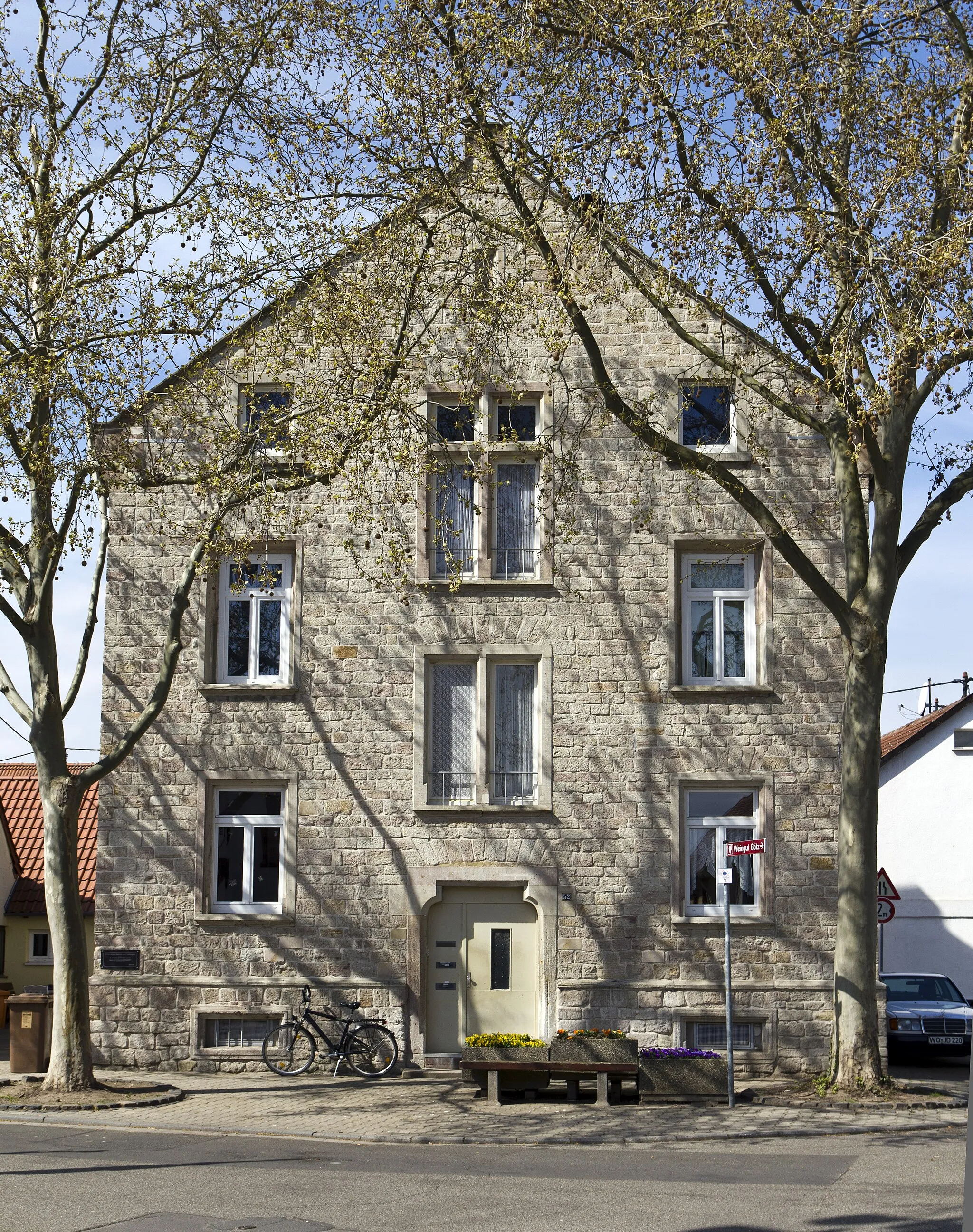 Photo showing: Ehemaliges Gericht und Gefängnis in Worms-Pfeddersheim
