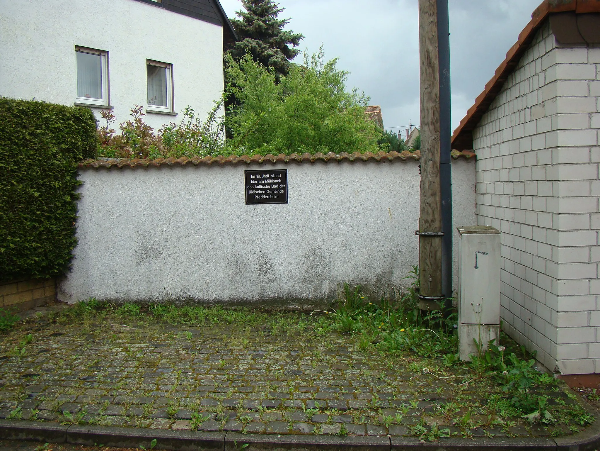 Photo showing: Ehemaliger Standort der Mikwe in Worms-Pfeddersheim