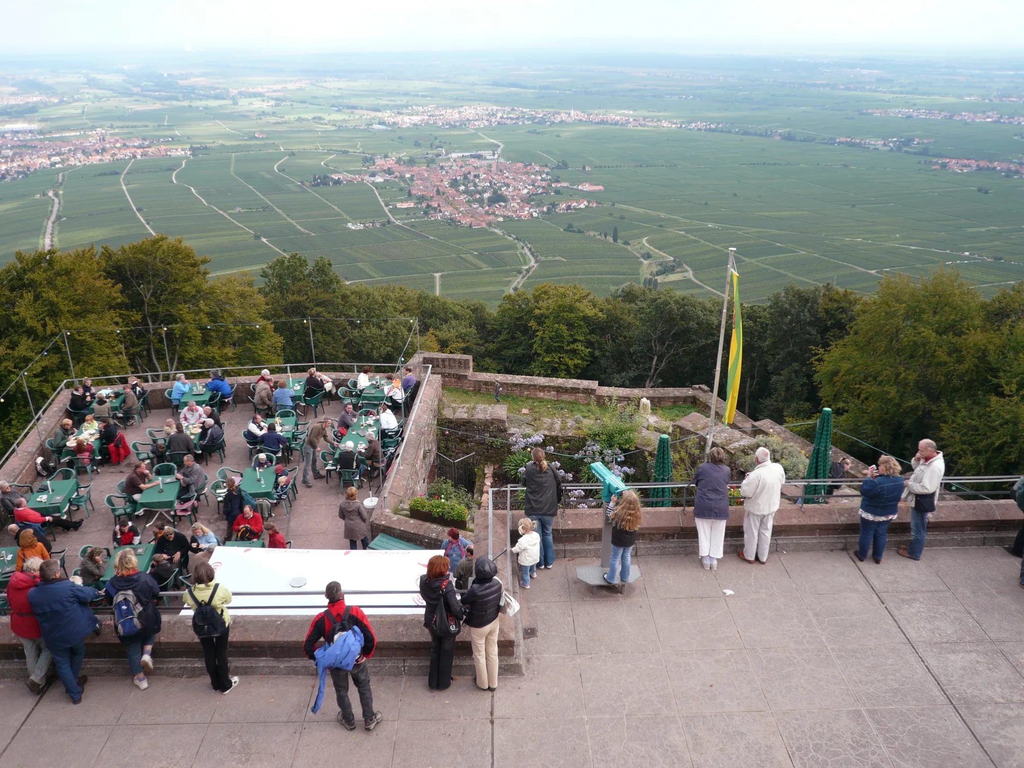 Photo showing: Rietburg castle