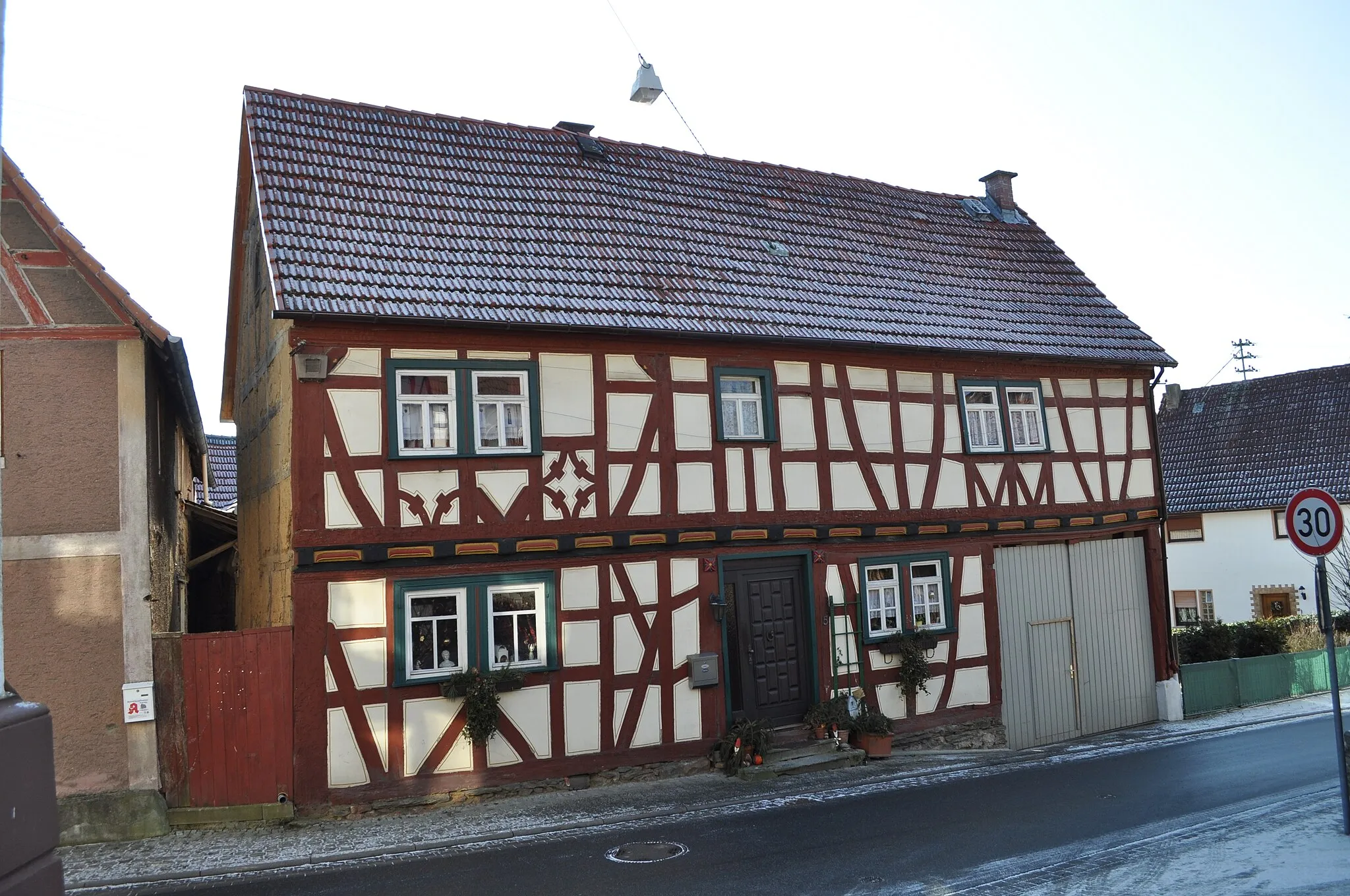 Photo showing: Denkmalgeschütztes Haus Camberger Straße 5 in Steinfischbach