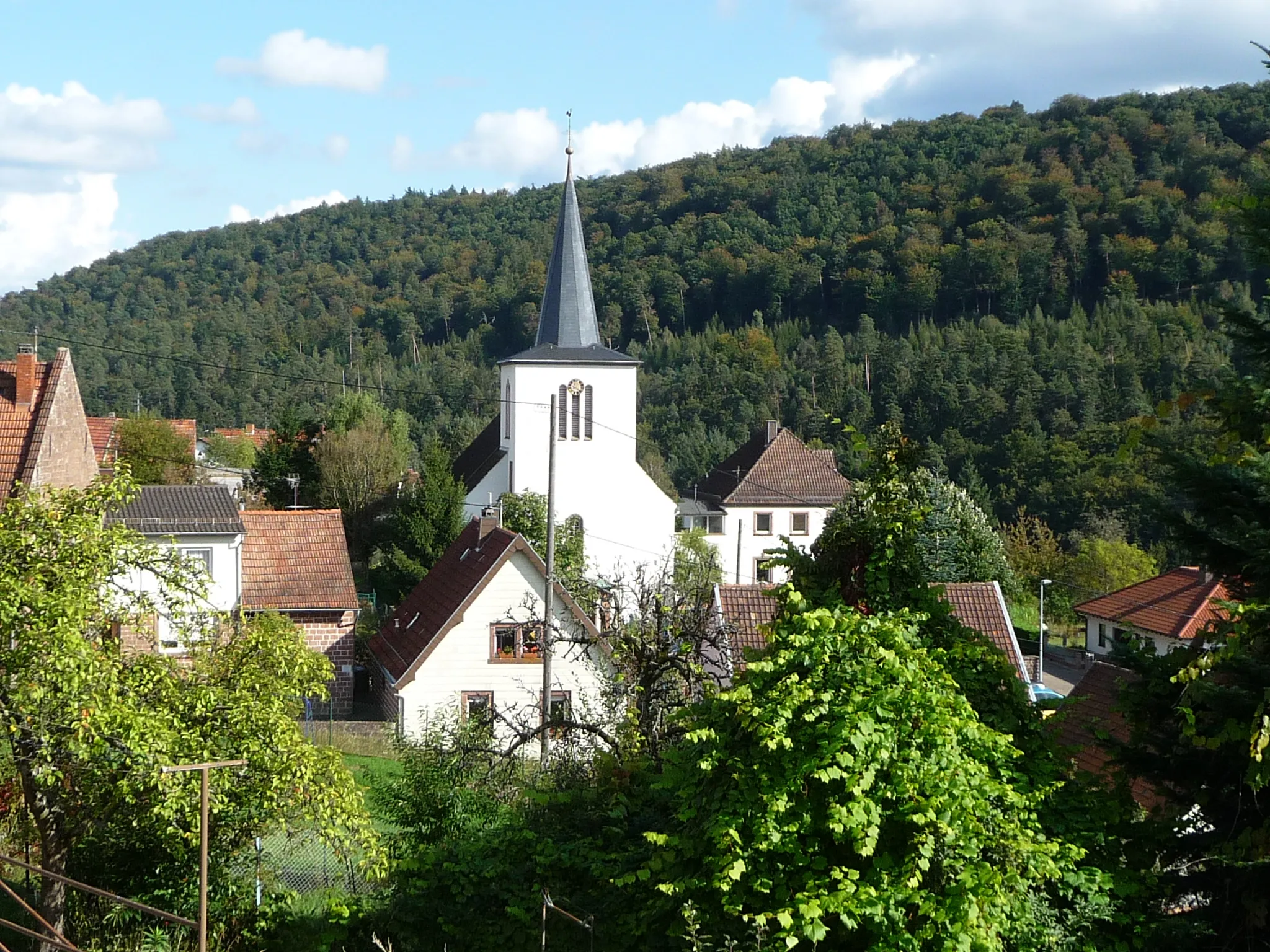 Photo showing: Iggelbach ist ein Ortsteil der Gemeinde Elmstein im rheinland-pfälzischen Landkreis Bad Dürkheim und hat ca. 800 Einwohner.