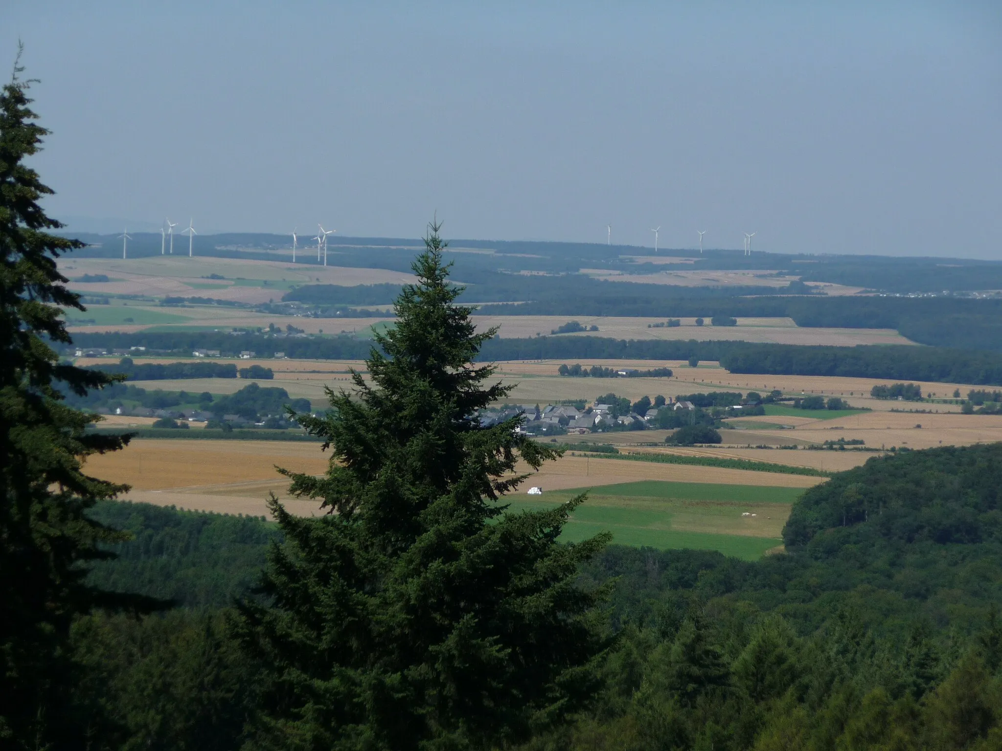 Photo showing: Blick vom Schanzerkopf über den Hunsrück