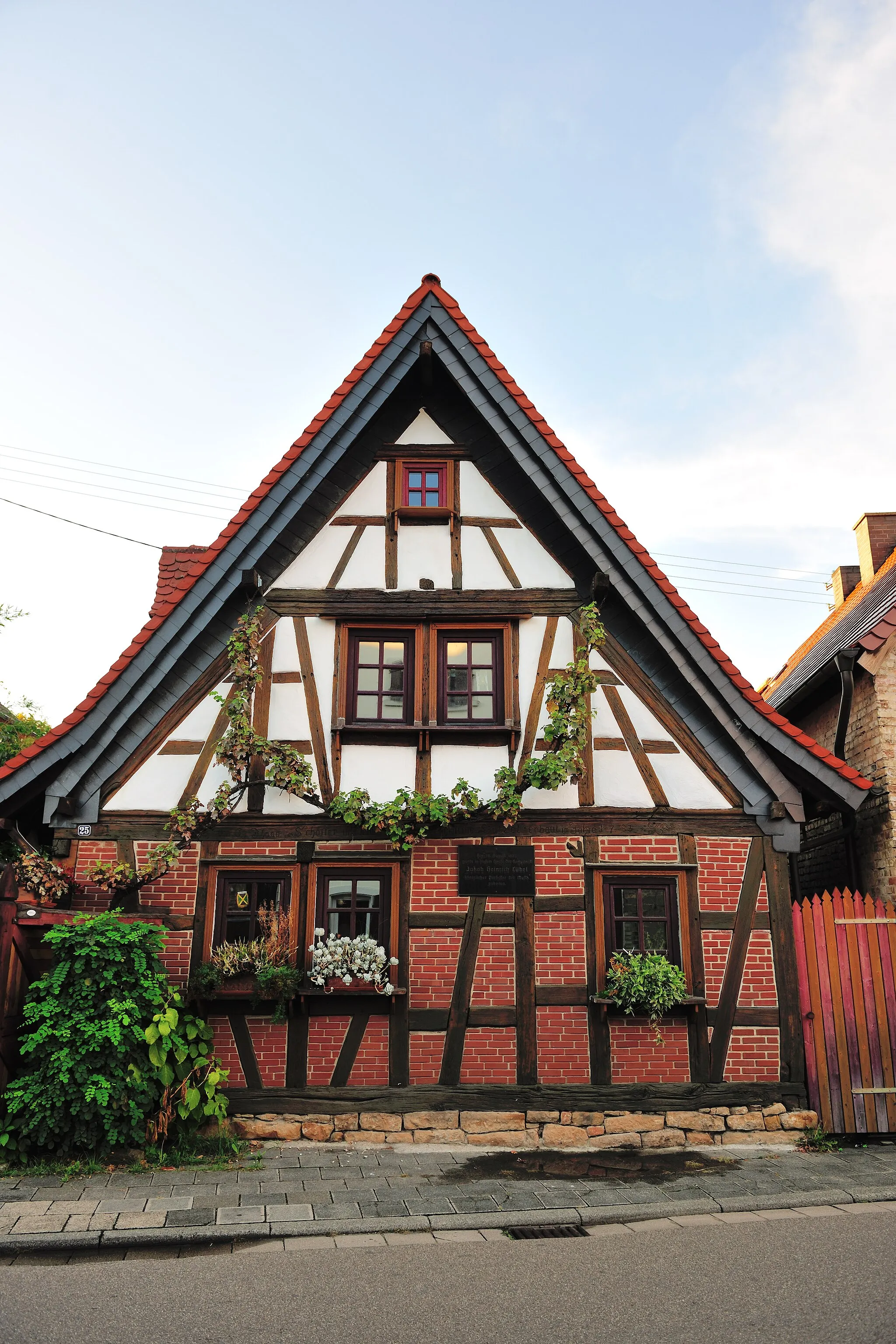 Photo showing: Geburtshaus von Jakob Heinrich Lützel in Iggelheim in der Lützelstraße 25.