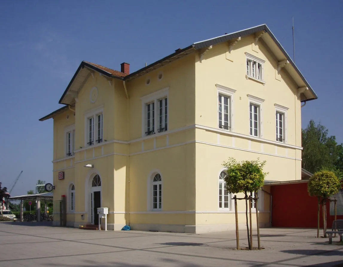 Photo showing: Bahnhof Kandel