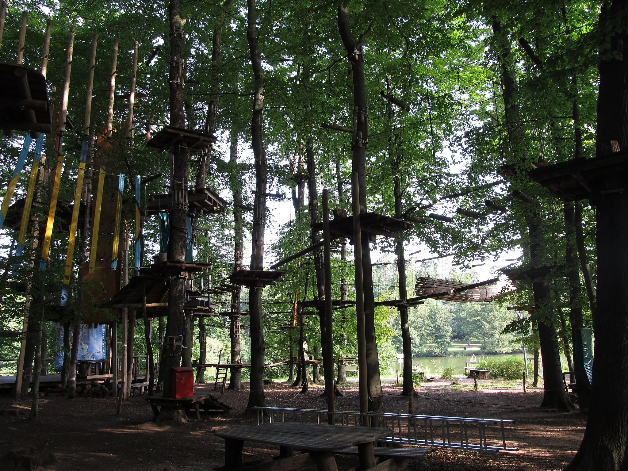 Photo showing: Abenteuerpark am Brückweiher bei Jägersburg, einem Stadtteil von Homburg, Saarland