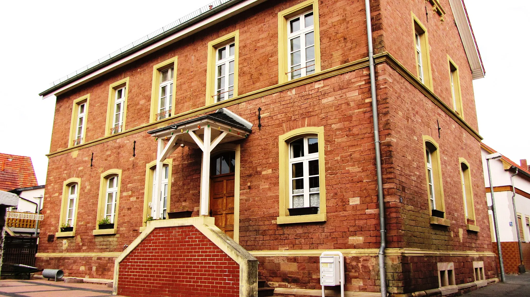 Photo showing: Alte Schule, Südansicht 1