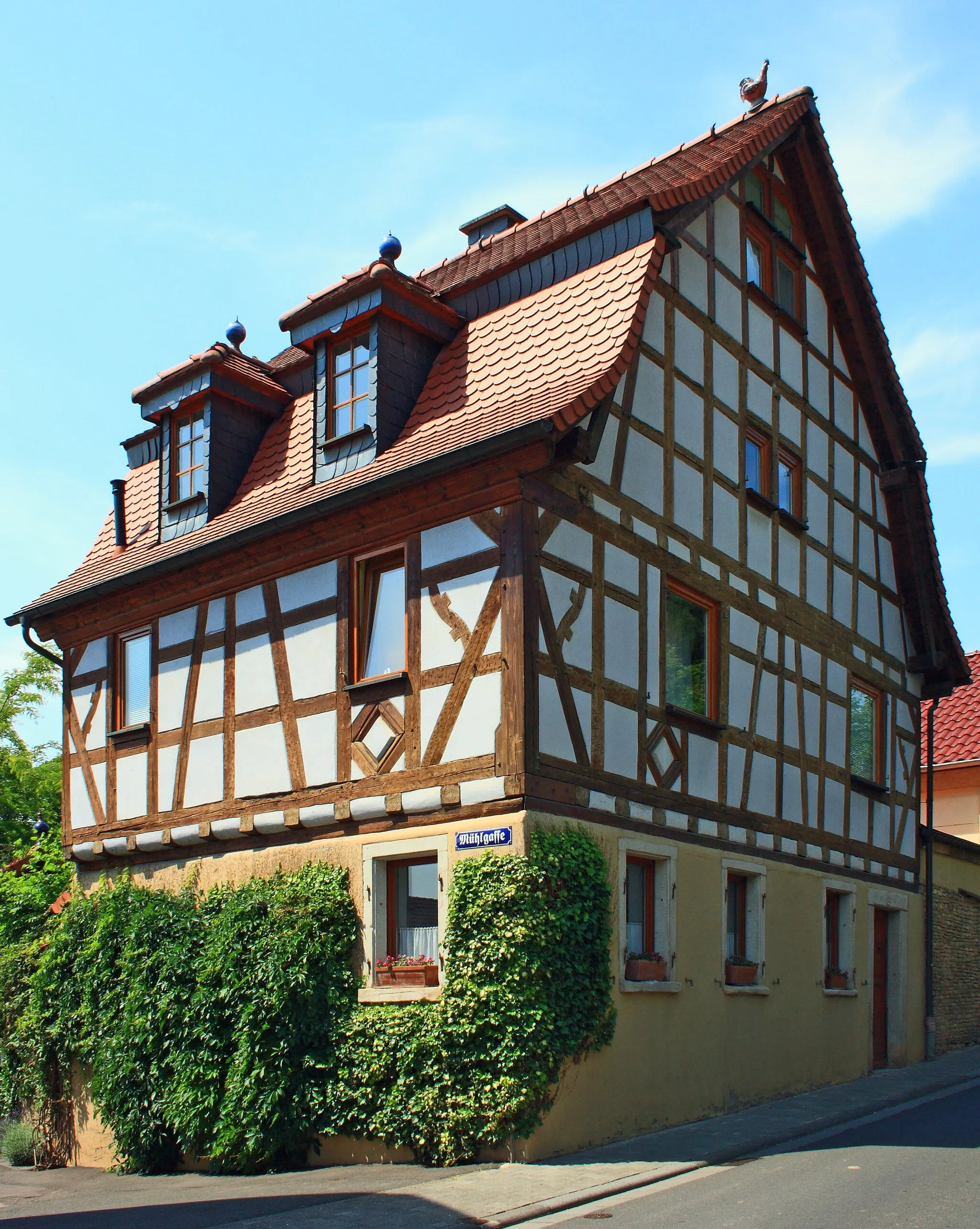 Photo showing: Jugenheim/Rheinhessen, ehemaliges Mühlenanwesen in der Hauptstraße 36