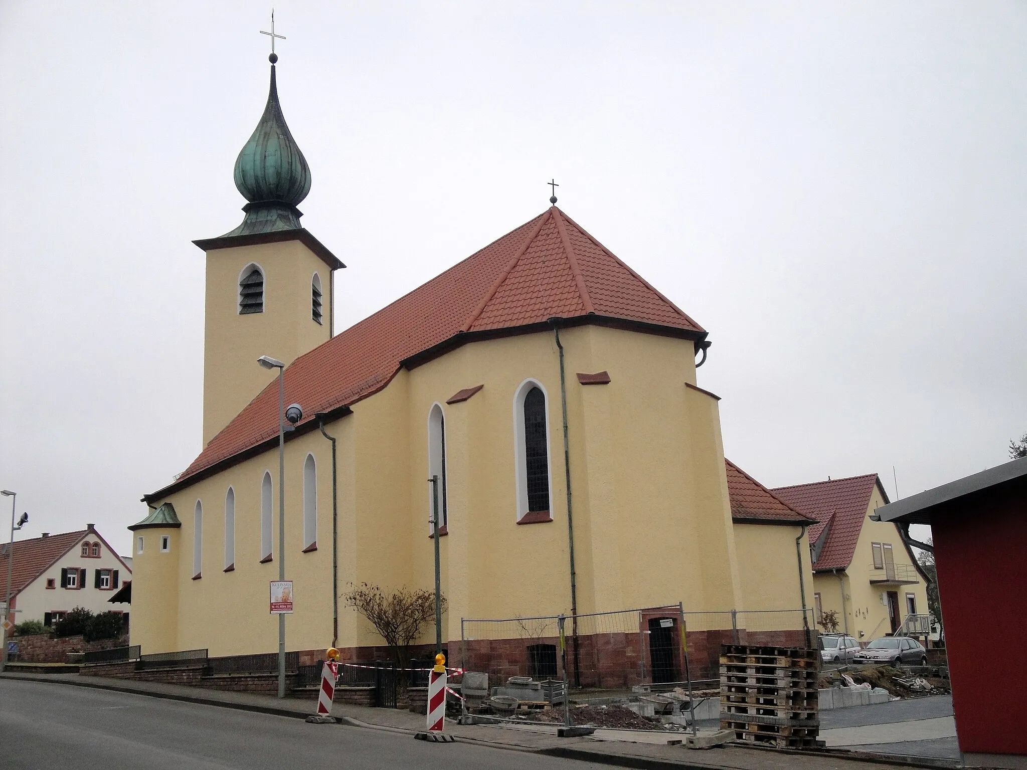 Photo showing: Katholische Kirche, Hauptstuhl
