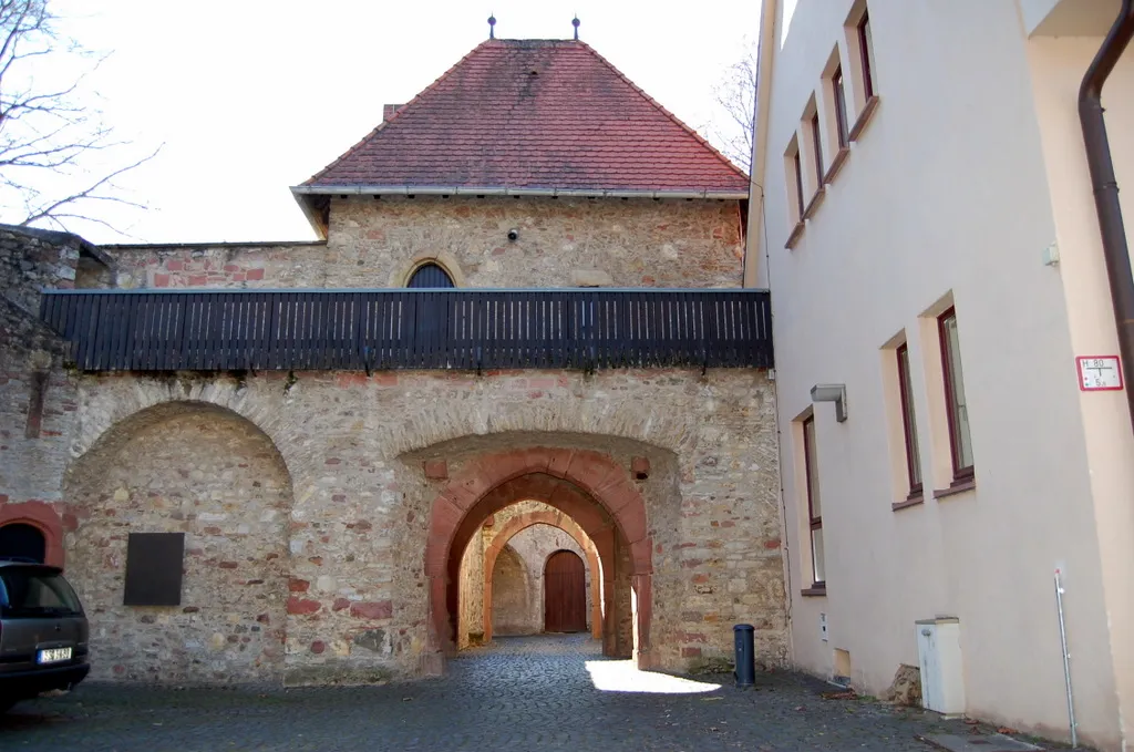 Photo showing: Festung Rüsselsheim / Haupttor
