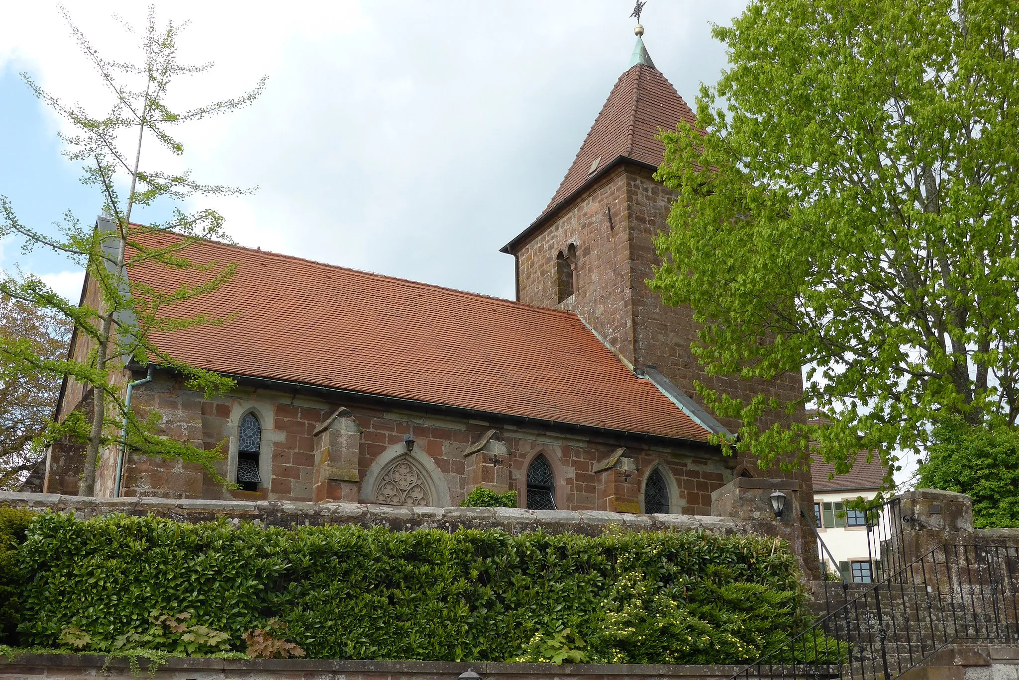 Photo showing: Pfarrkirche St. Martin, Großbundenbach, Südseite