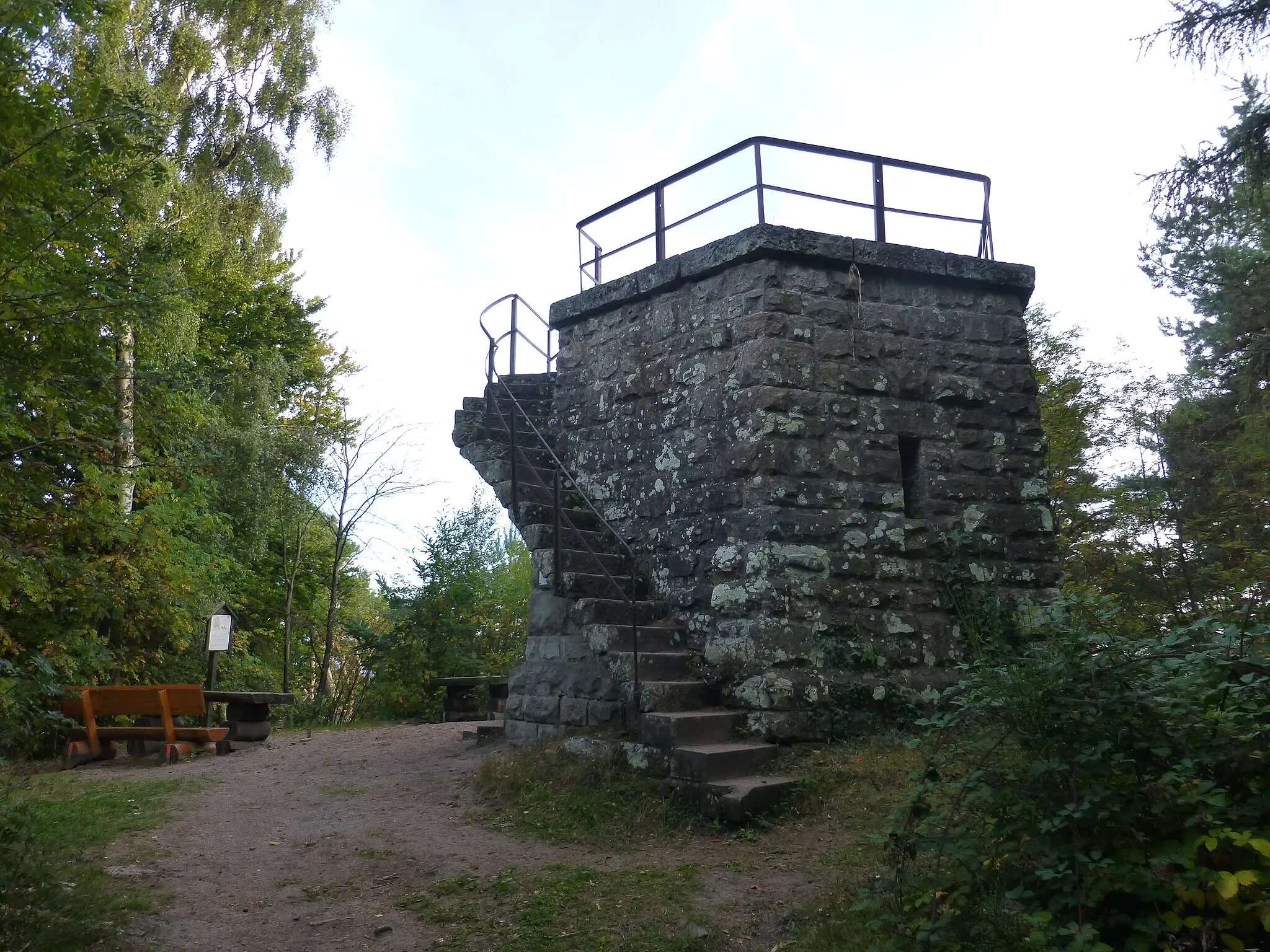 Photo showing: Stabenbergturm bei Königsbach an der Weinstraße