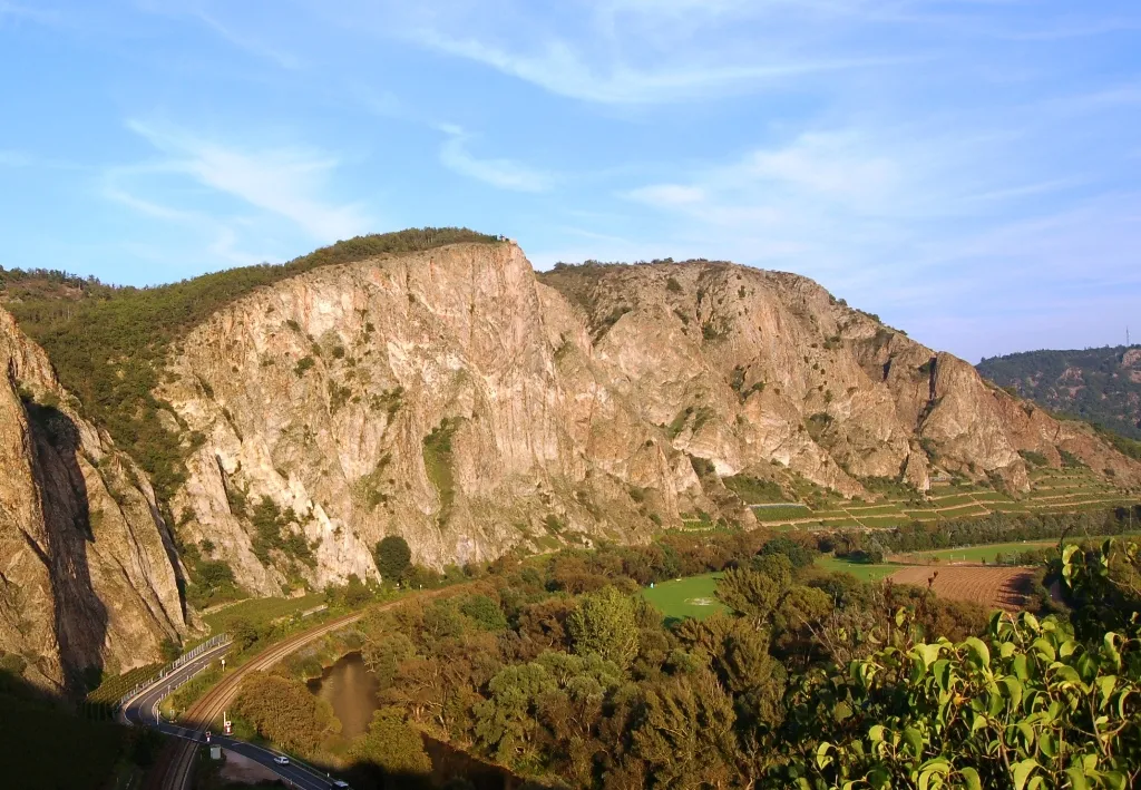 Photo showing: Der Traisener- Rotenfels