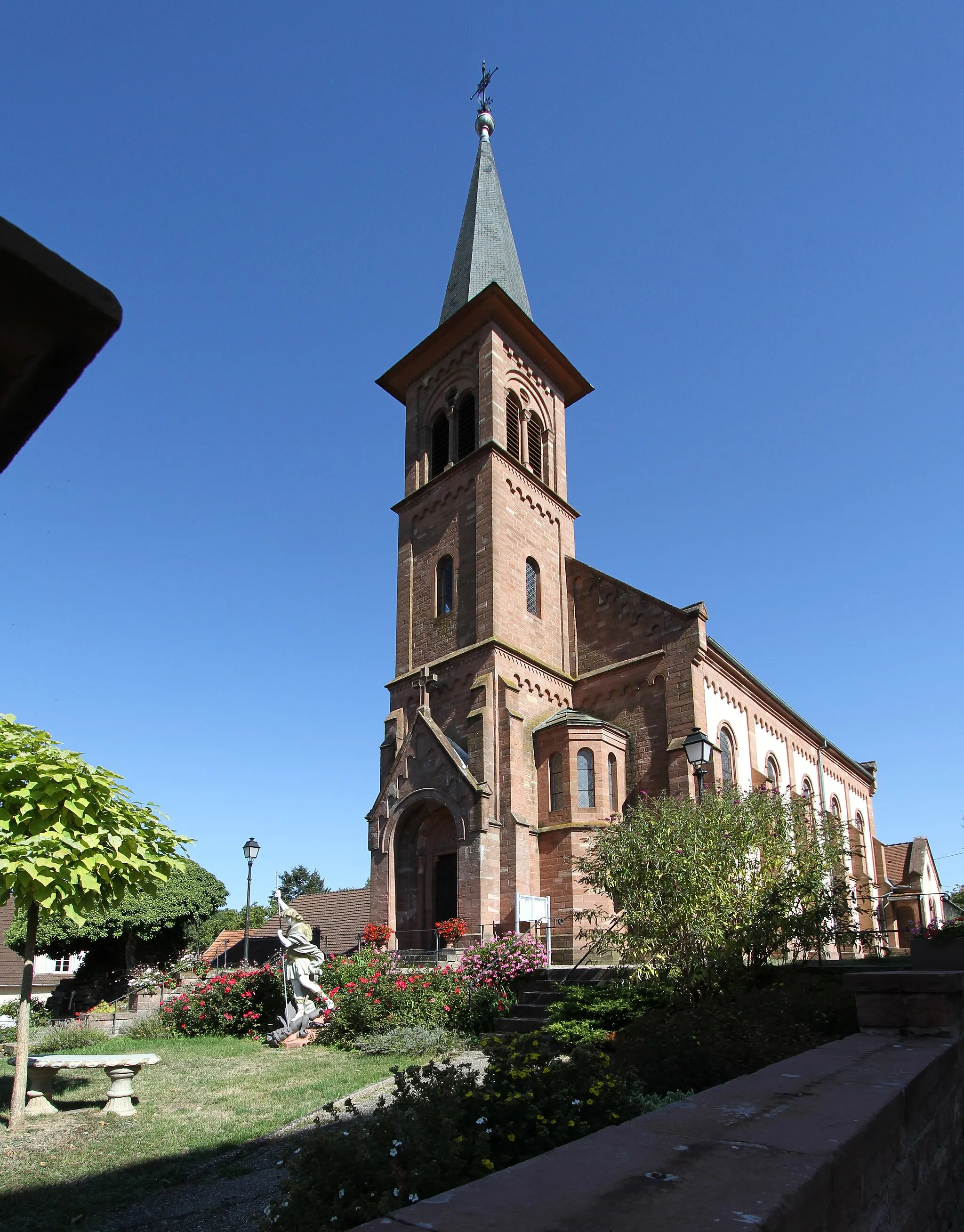 Photo showing: Church of Saint Philippe and James in Climbach.
