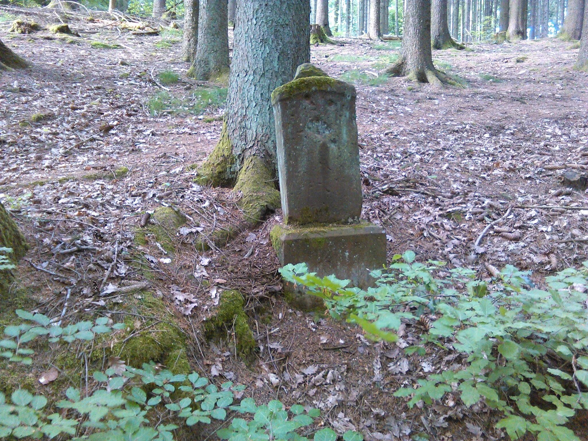 Photo showing: Wegkreuz aus Sandstein