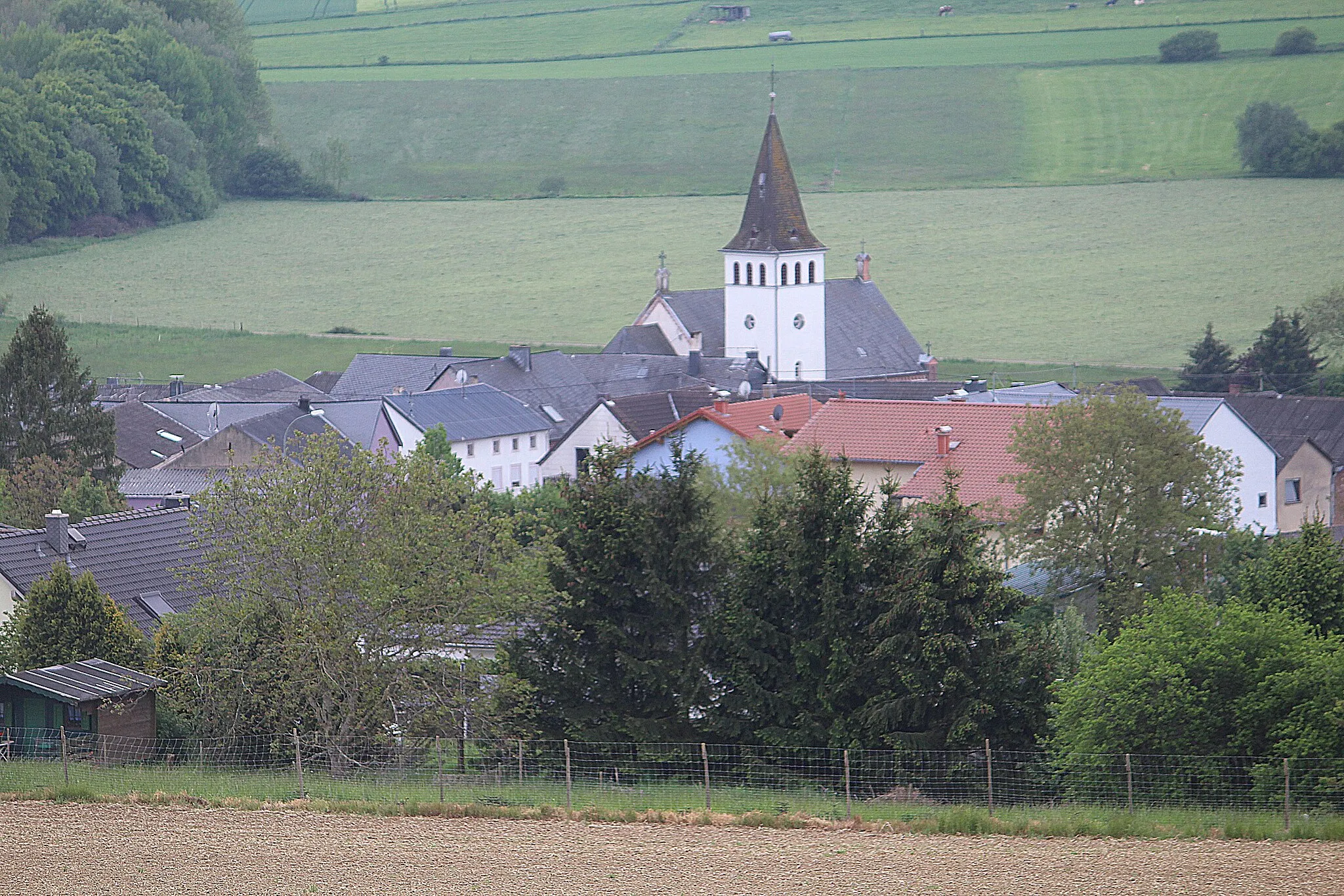 Photo showing: Faha (Mettlach), the Saint Stephen church