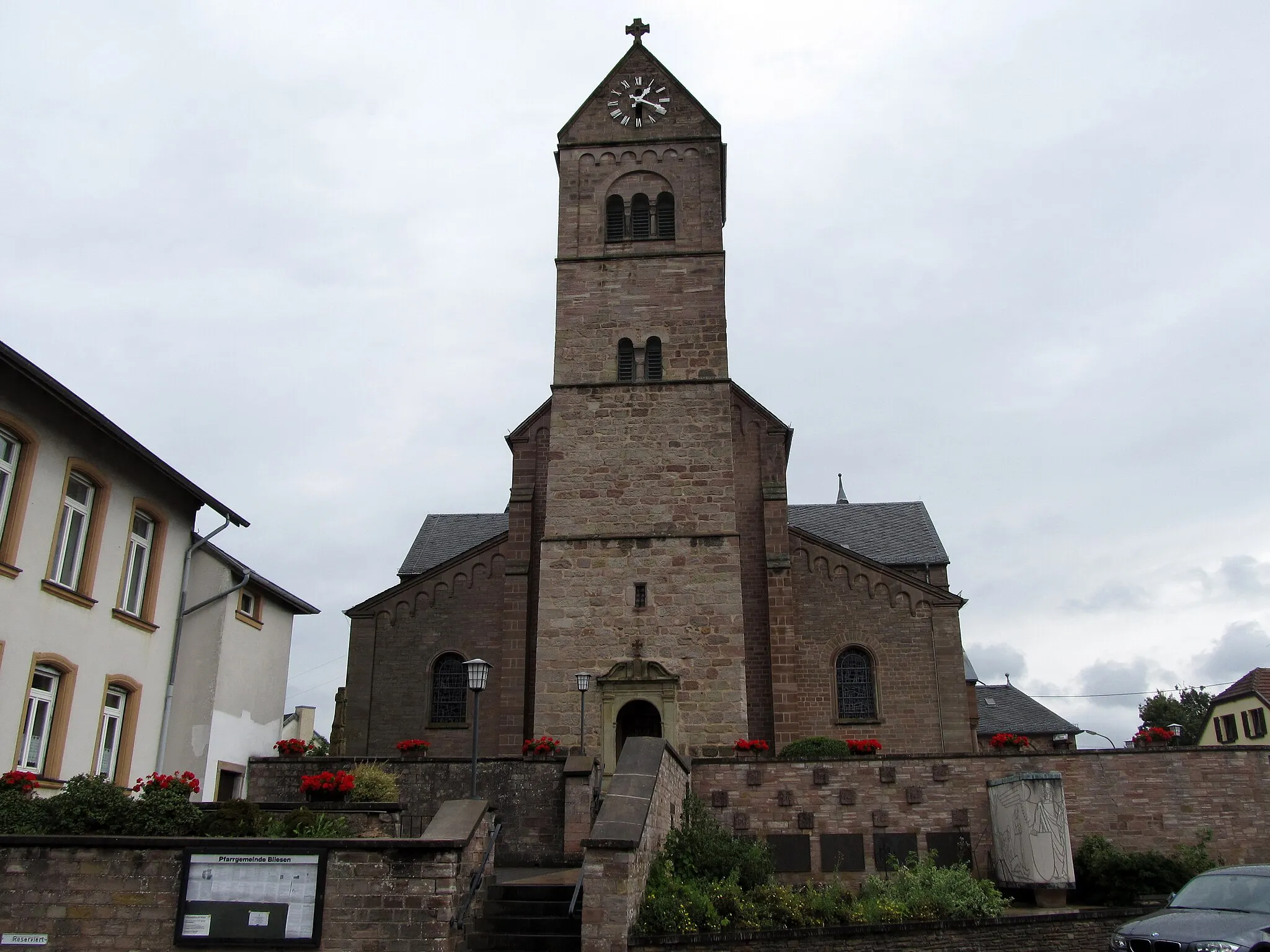 Photo showing: Die katholische Pfarrkirche St. Remigius in Bliesen, einem Stadtteil von St. Wendel, Saarland